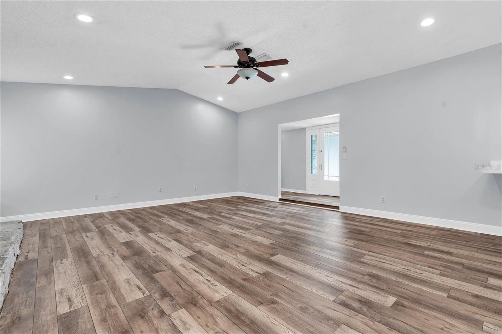 Image 34 of 63 For 12536 116th Street