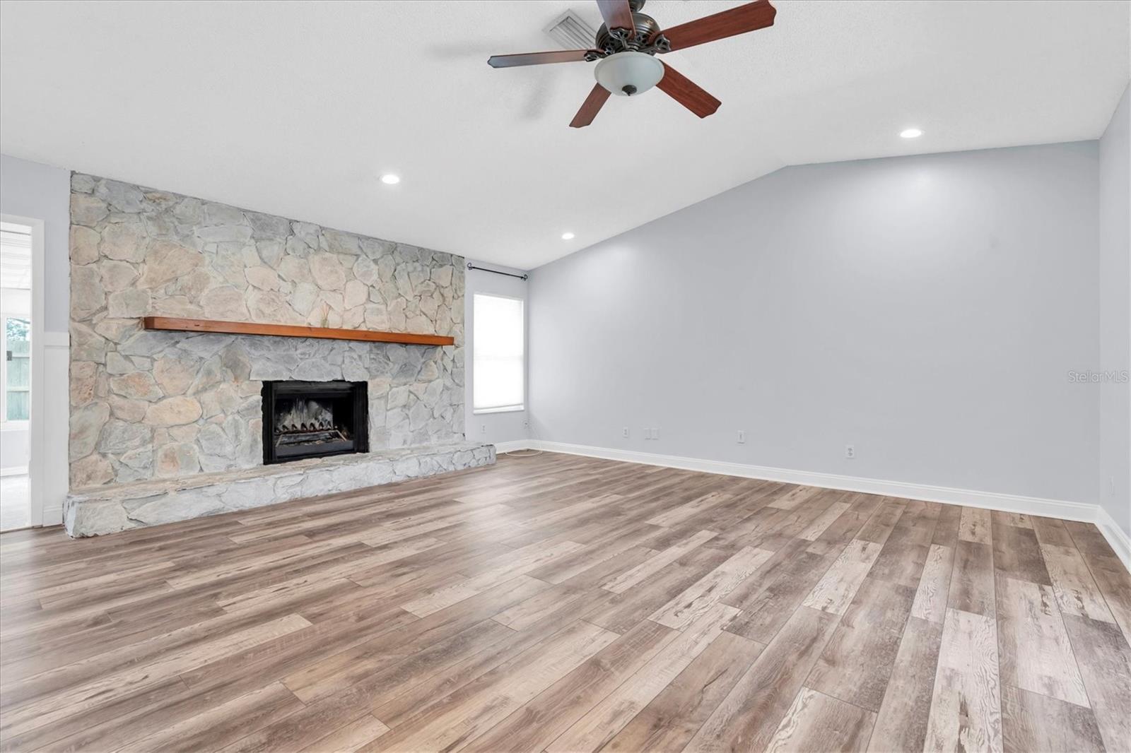 Image 35 of 63 For 12536 116th Street