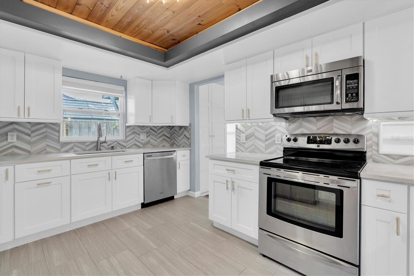 Image 44 of 63 For 12536 116th Street