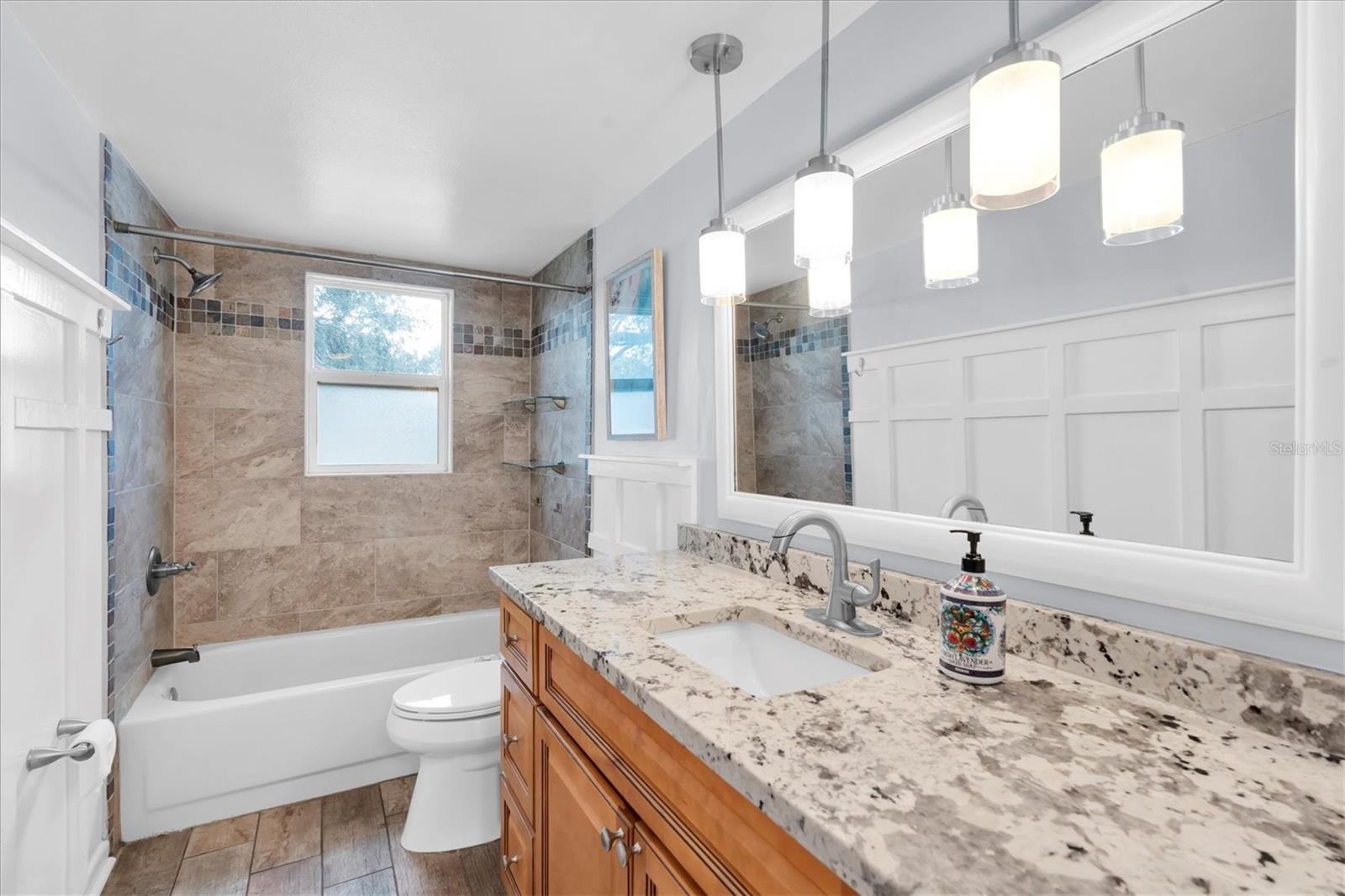 Image 52 of 63 For 12536 116th Street