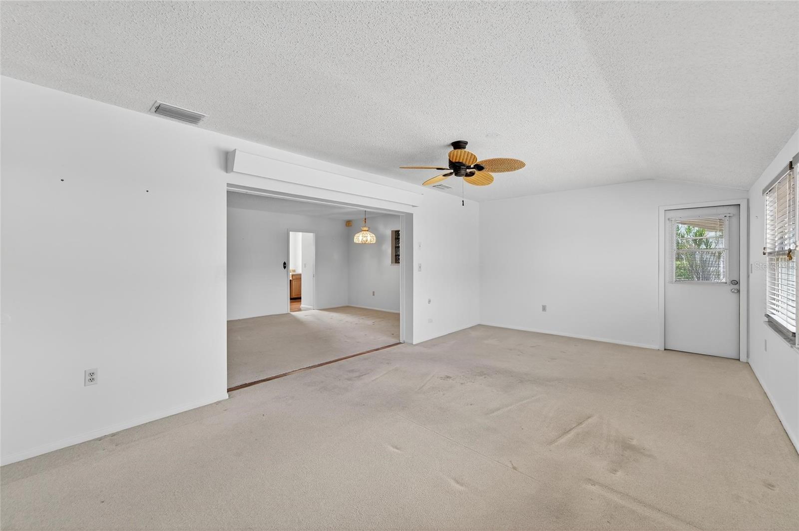 Image 15 of 66 For 1607 Vincennes Drive