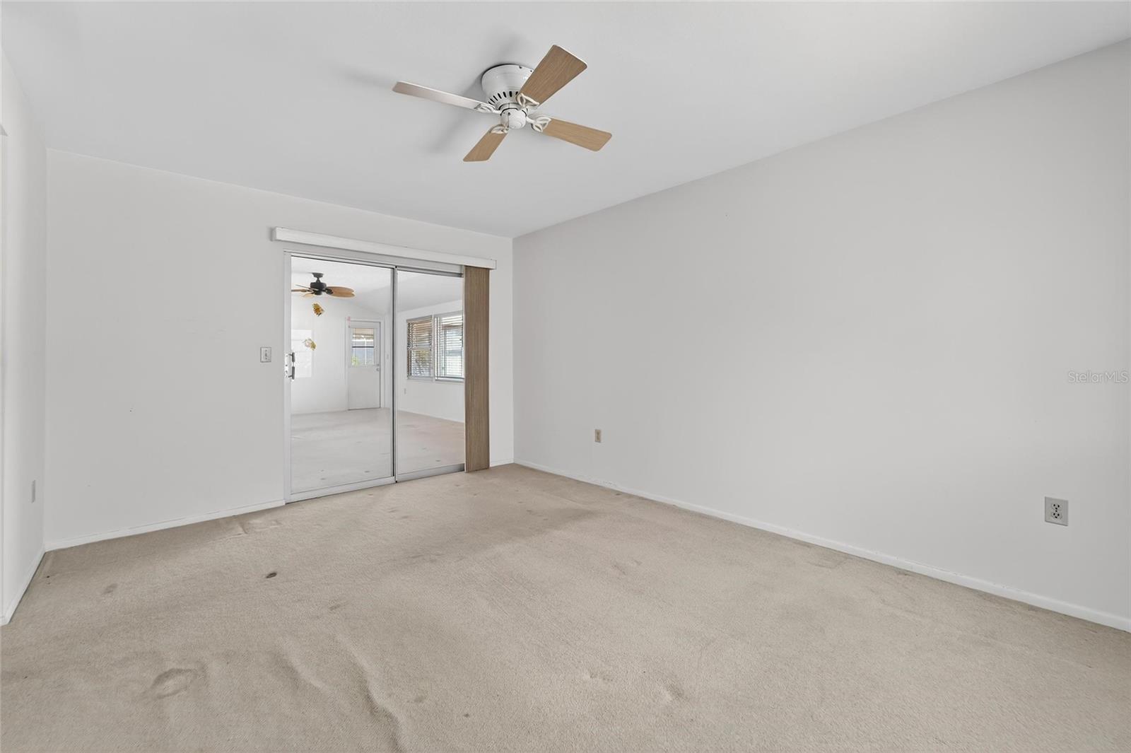 Image 32 of 66 For 1607 Vincennes Drive