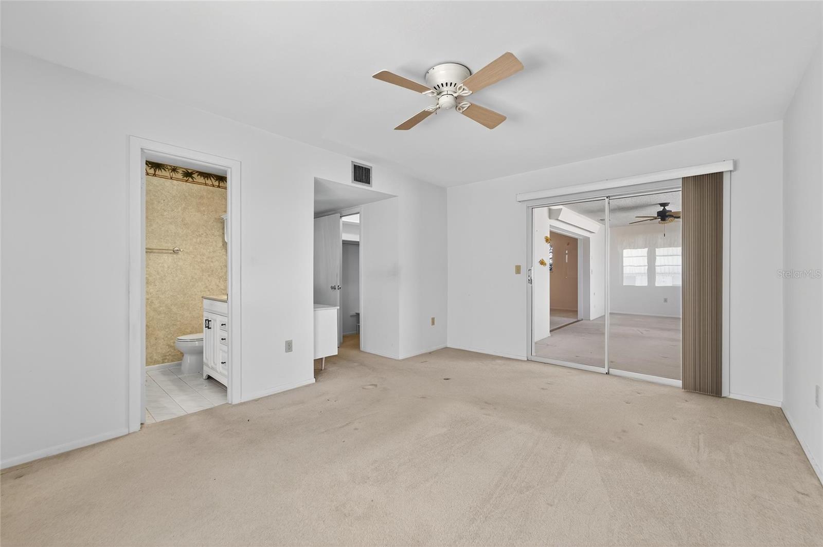 Image 33 of 66 For 1607 Vincennes Drive