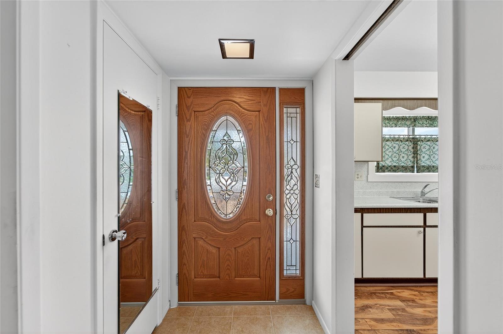 Image 6 of 66 For 1607 Vincennes Drive