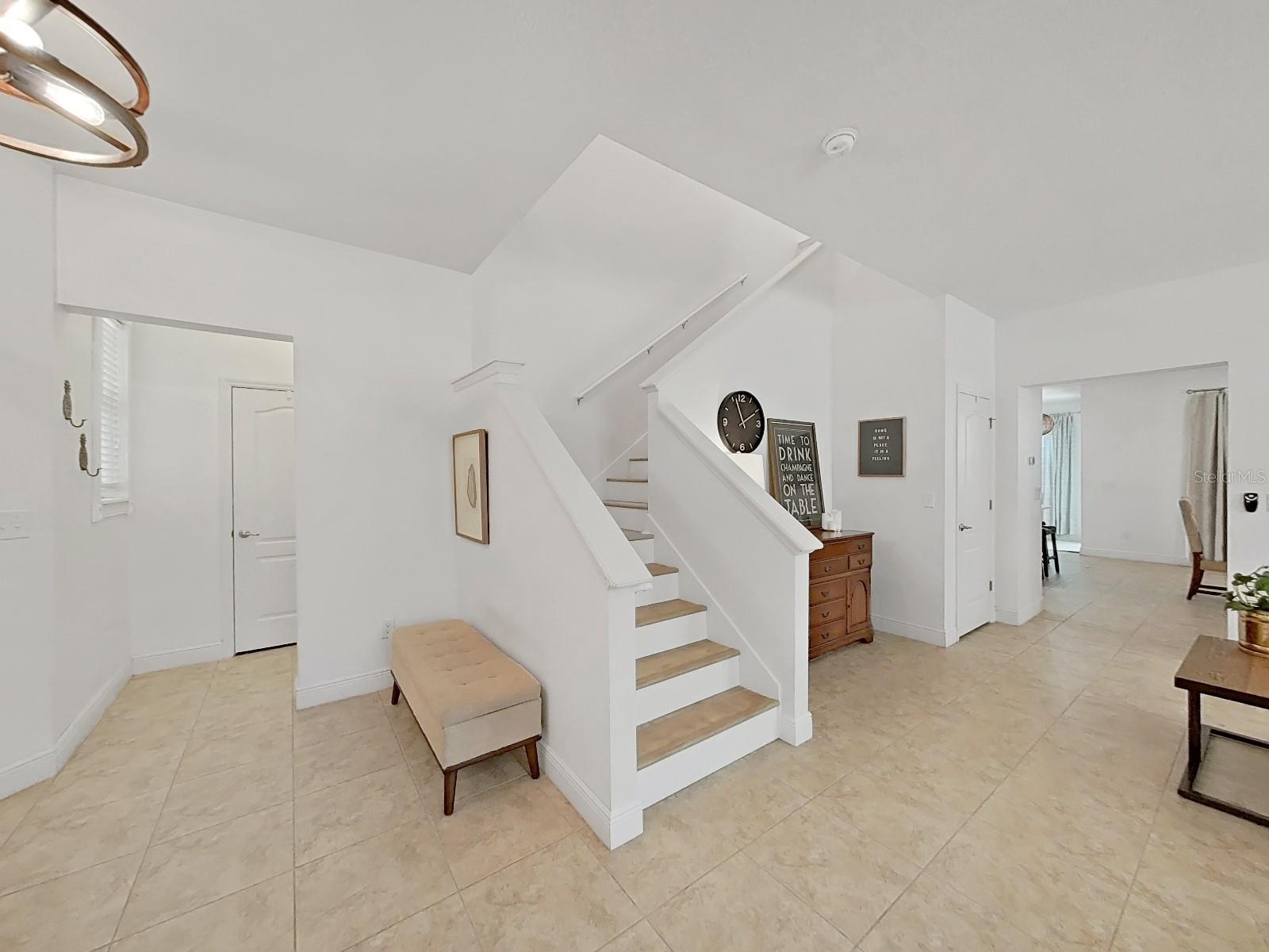 Image 15 of 36 For 10168 Grand Oak Circle