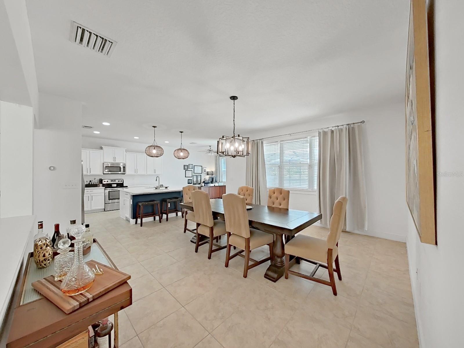 Image 7 of 36 For 10168 Grand Oak Circle