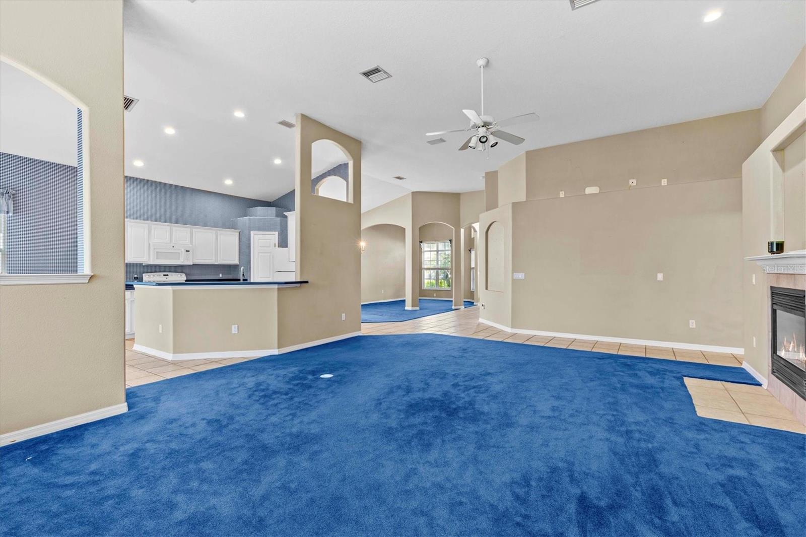 Image 11 of 41 For 1852 Longview Lane