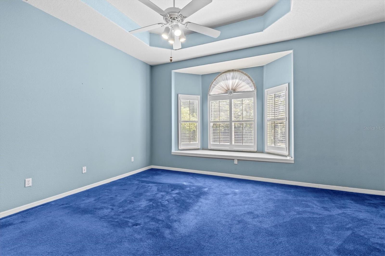 Image 17 of 41 For 1852 Longview Lane