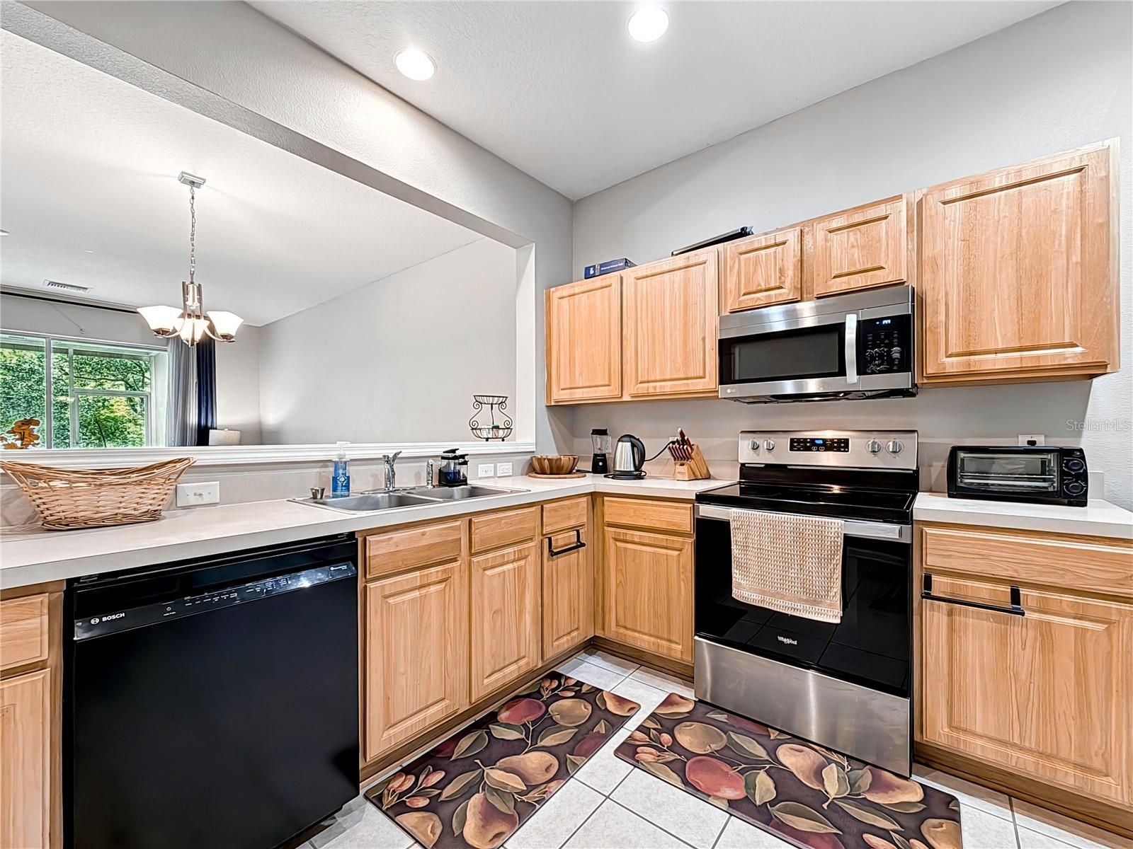 Image 11 of 21 For 2617 Redford Way