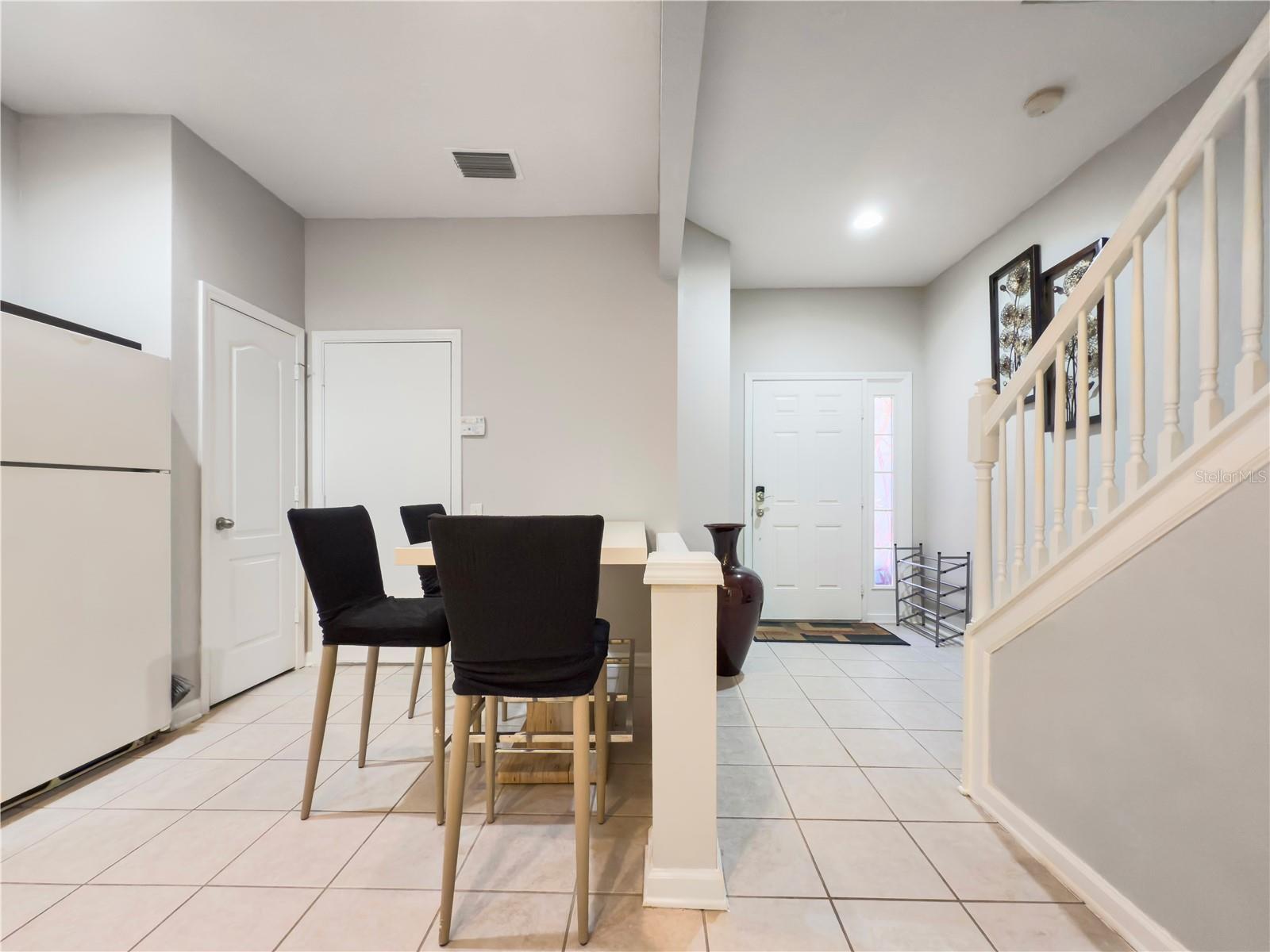 Image 5 of 21 For 2617 Redford Way