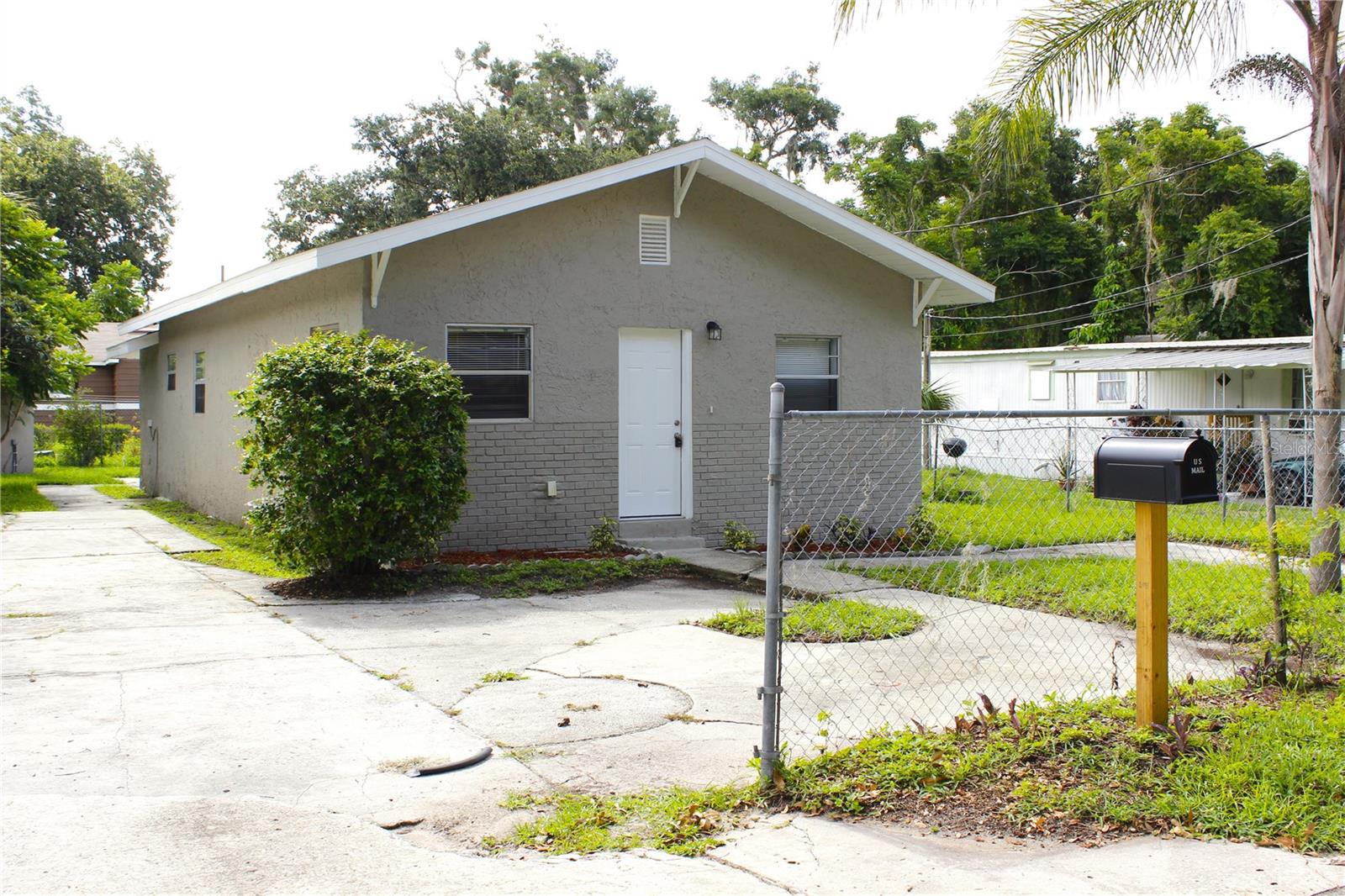 Image 2 of 24 For 5526 Lily Road