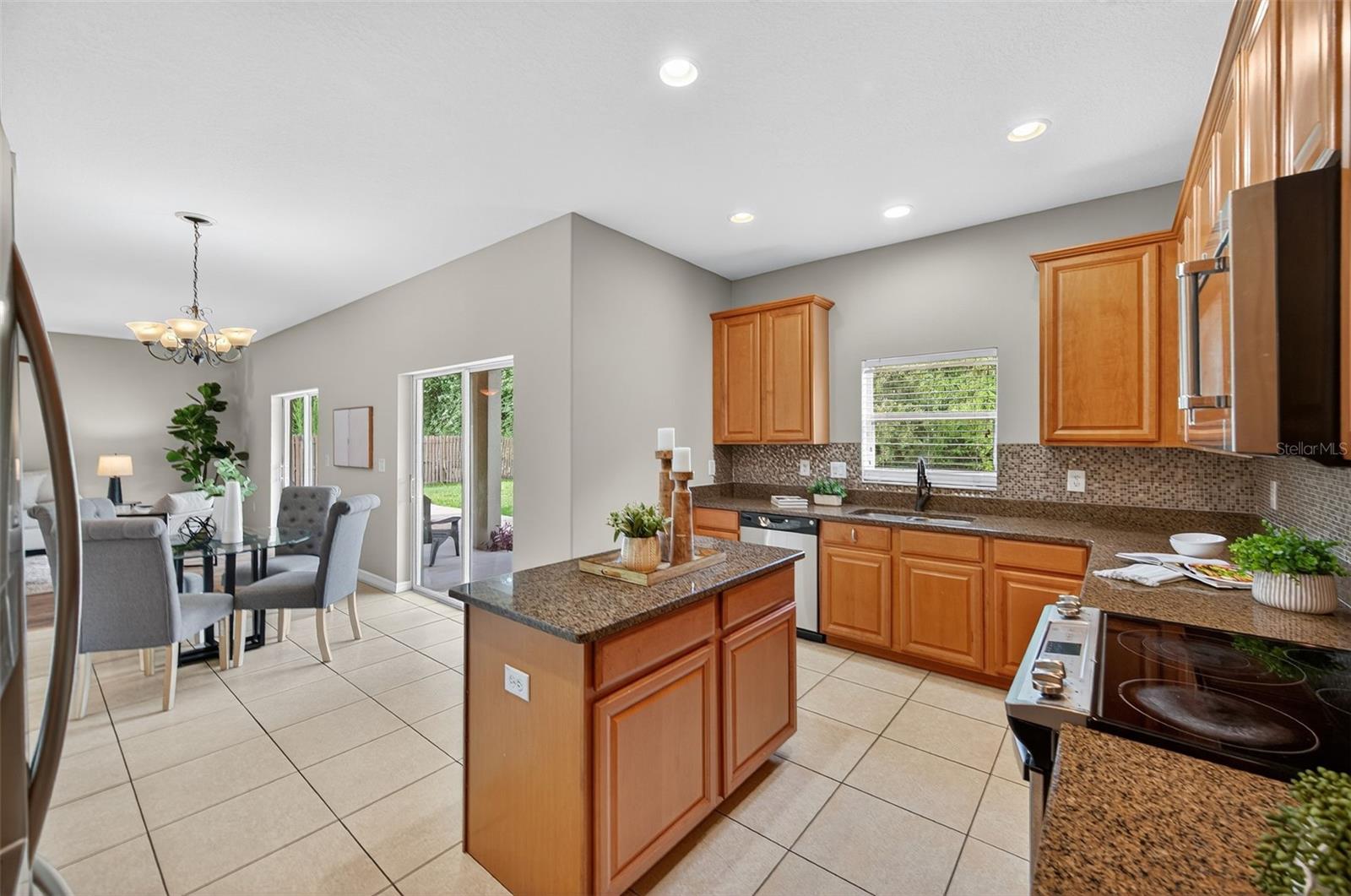 Image 16 of 54 For 13943 Caden Glen Drive