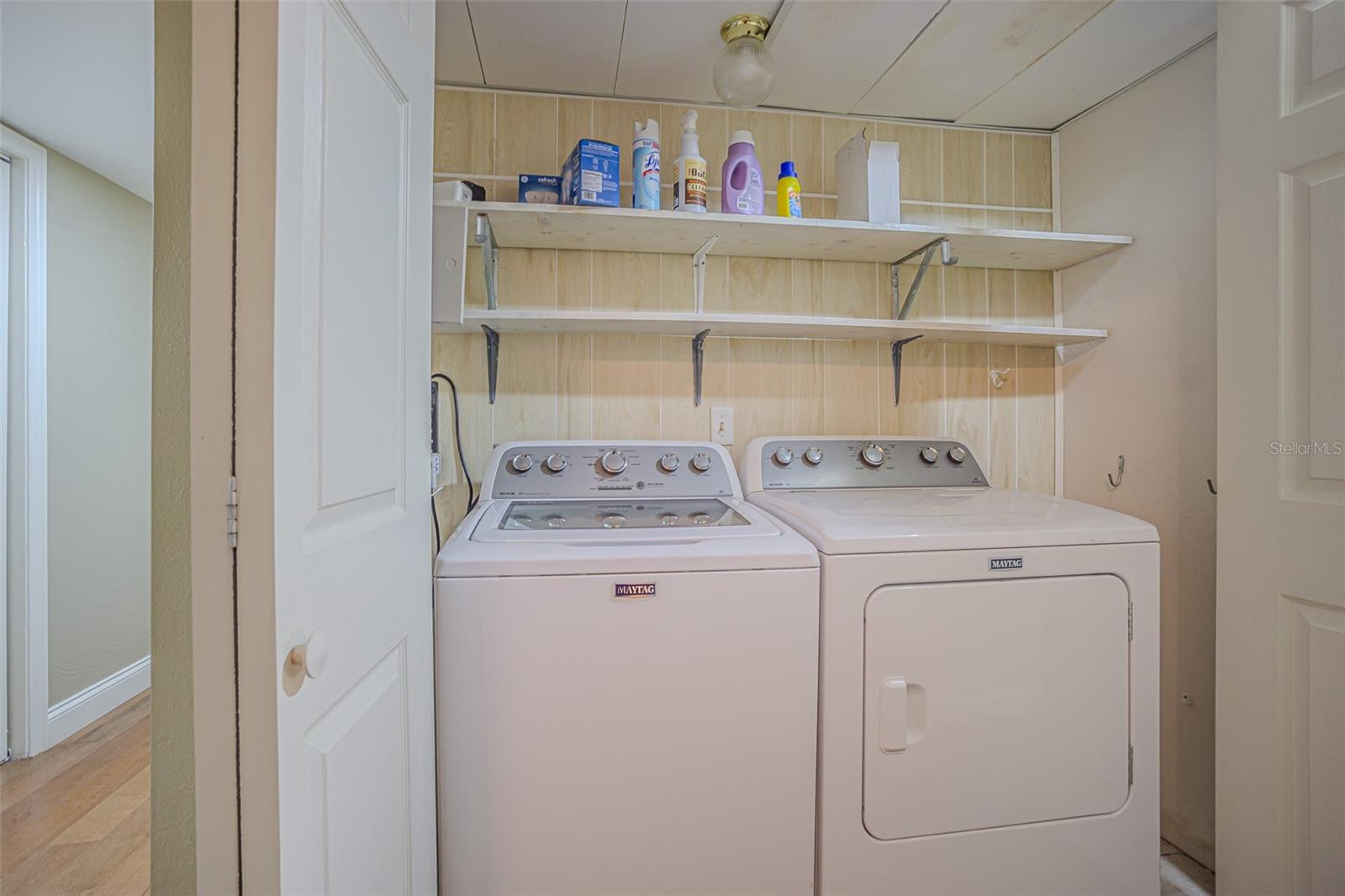 Image 40 of 60 For 2903 Oak Crest Drive
