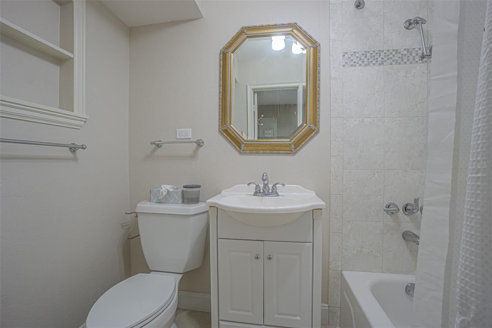 Image 45 of 60 For 2903 Oak Crest Drive