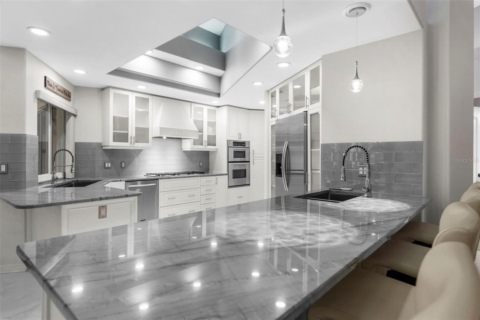 Listing photo id 13 for 1705 Meyers Cove Drive