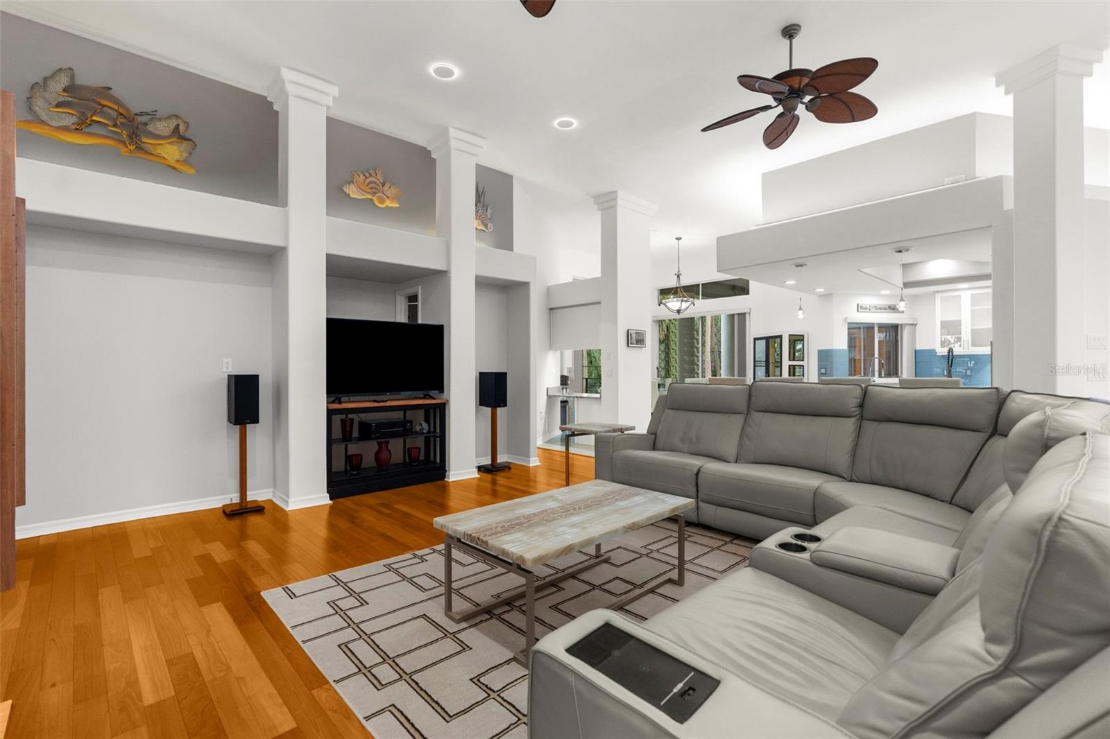 Listing photo id 25 for 1705 Meyers Cove Drive