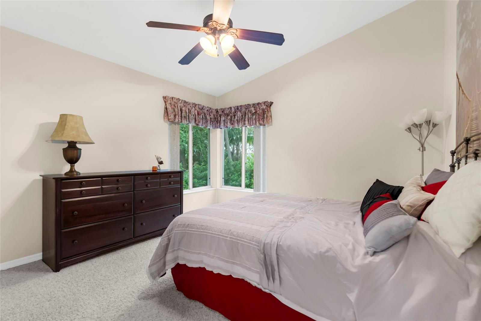 Listing photo id 44 for 1705 Meyers Cove Drive