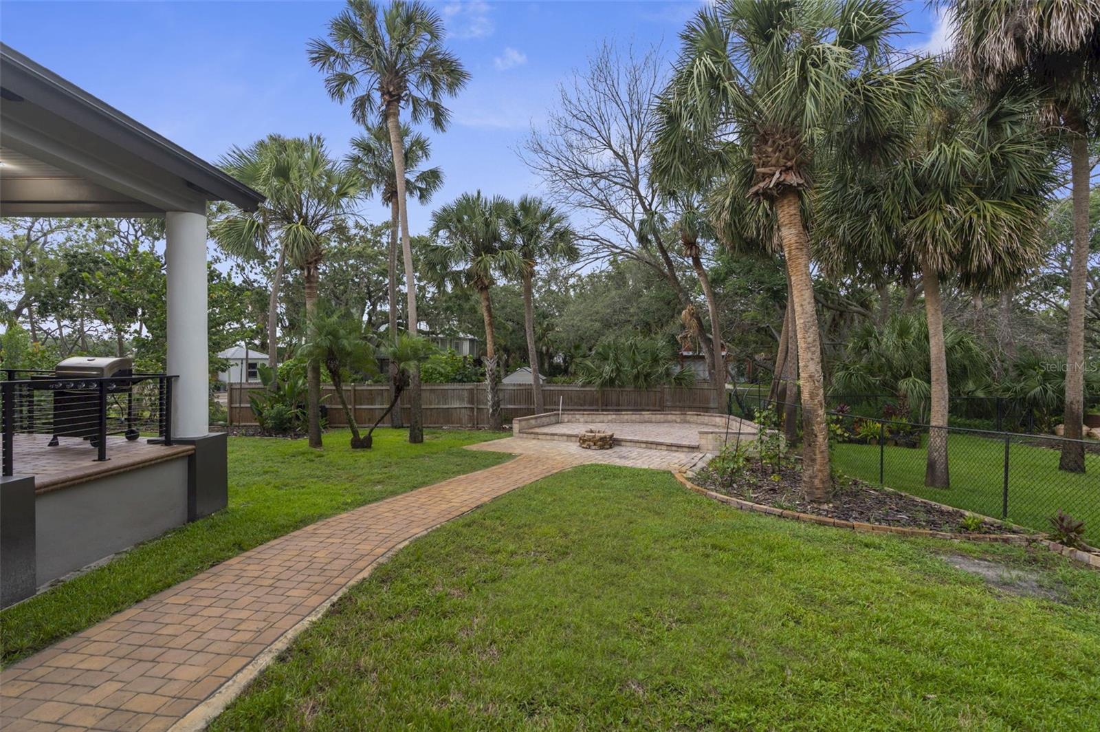 Listing photo id 61 for 1705 Meyers Cove Drive