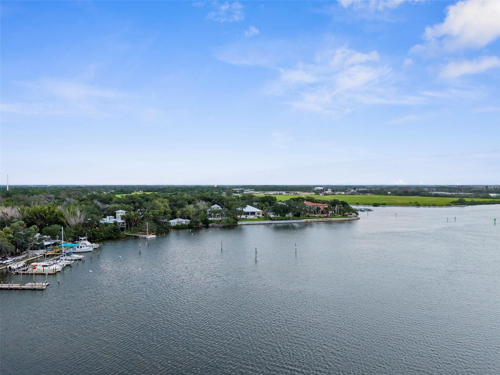 Listing photo id 70 for 1705 Meyers Cove Drive