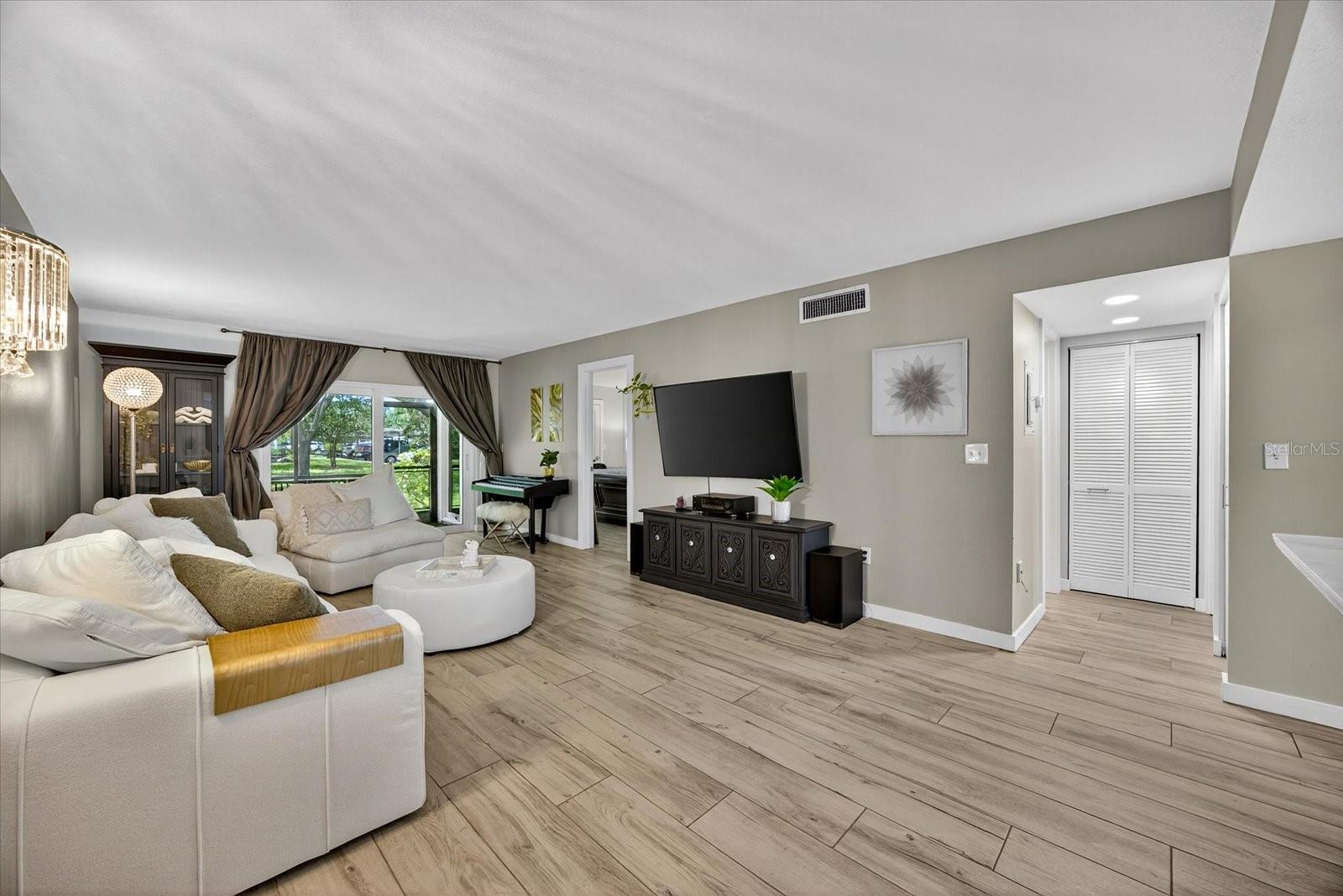 Image 4 of 38 For 117 Cypress Court 117