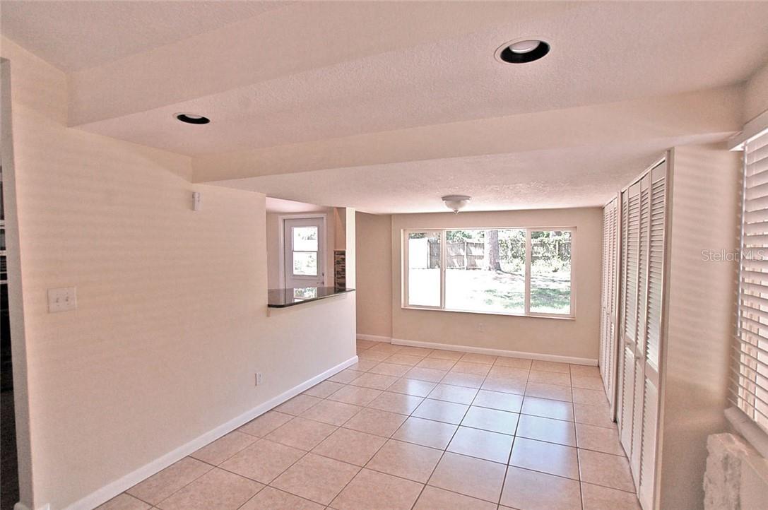 Image 3 of 18 For 4627 El Prado Boulevard