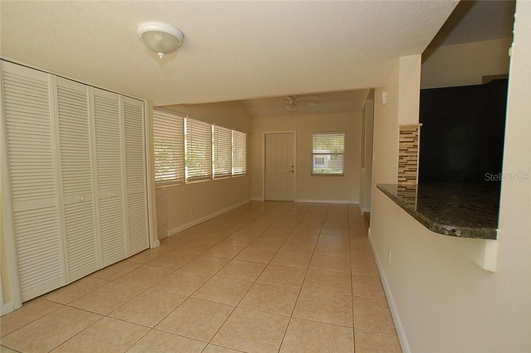 Image 4 of 18 For 4627 El Prado Boulevard