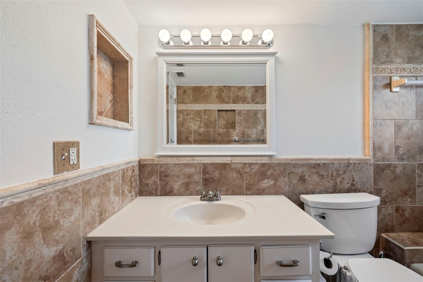 Image 20 of 30 For 445 32nd Avenue N W301