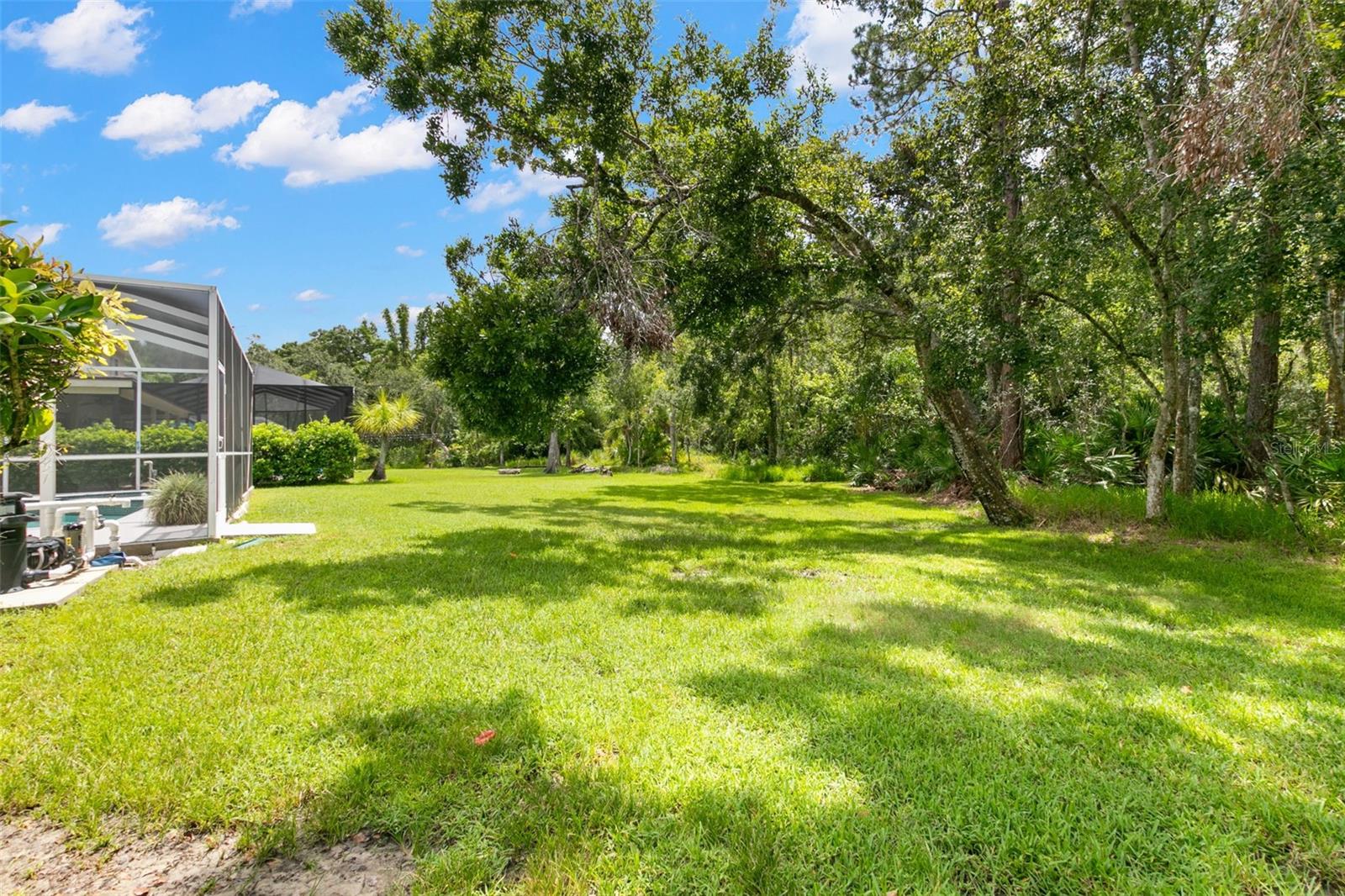 Listing photo id 24 for 15711 Muirfield Drive