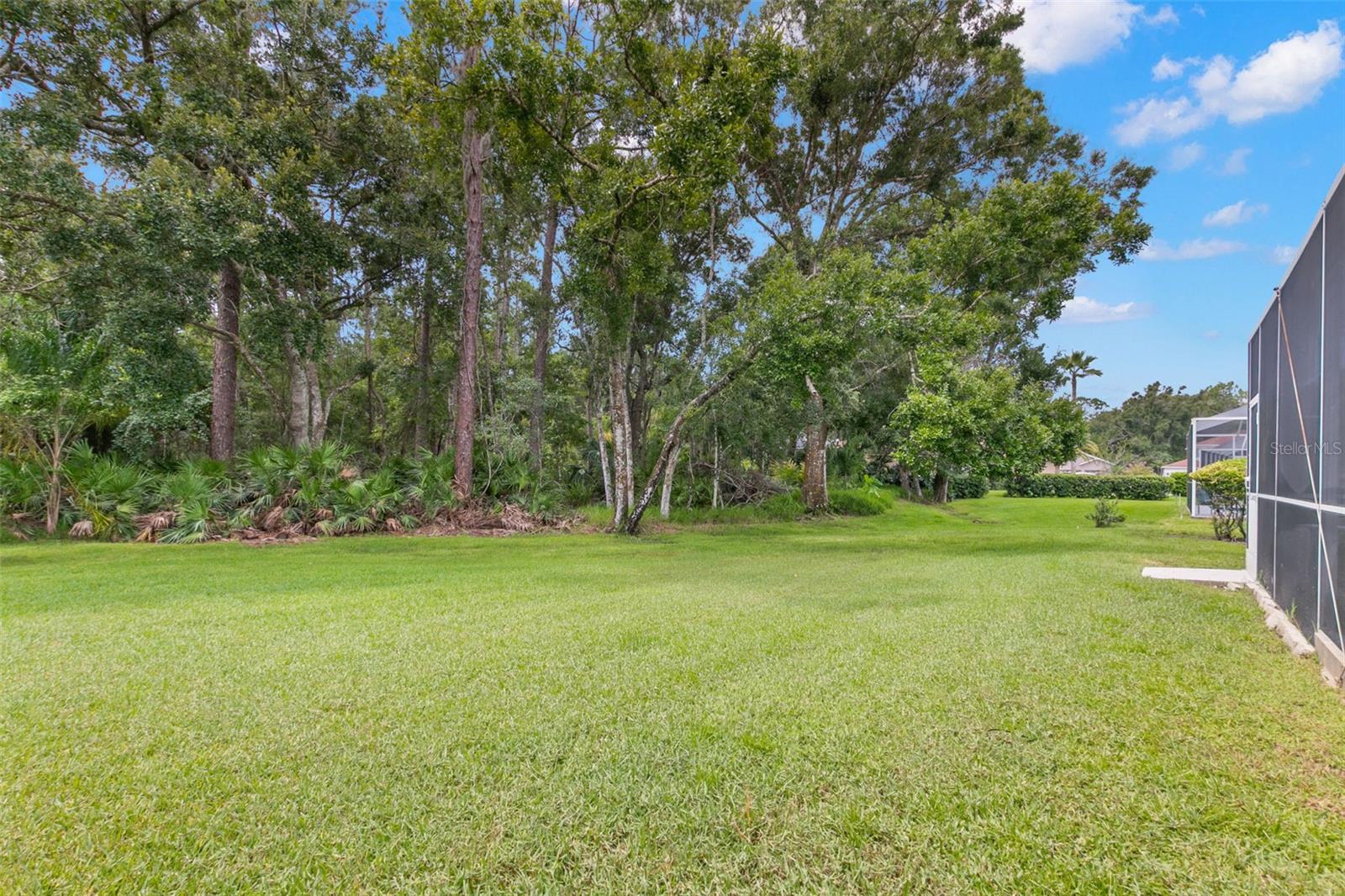 Listing photo id 26 for 15711 Muirfield Drive