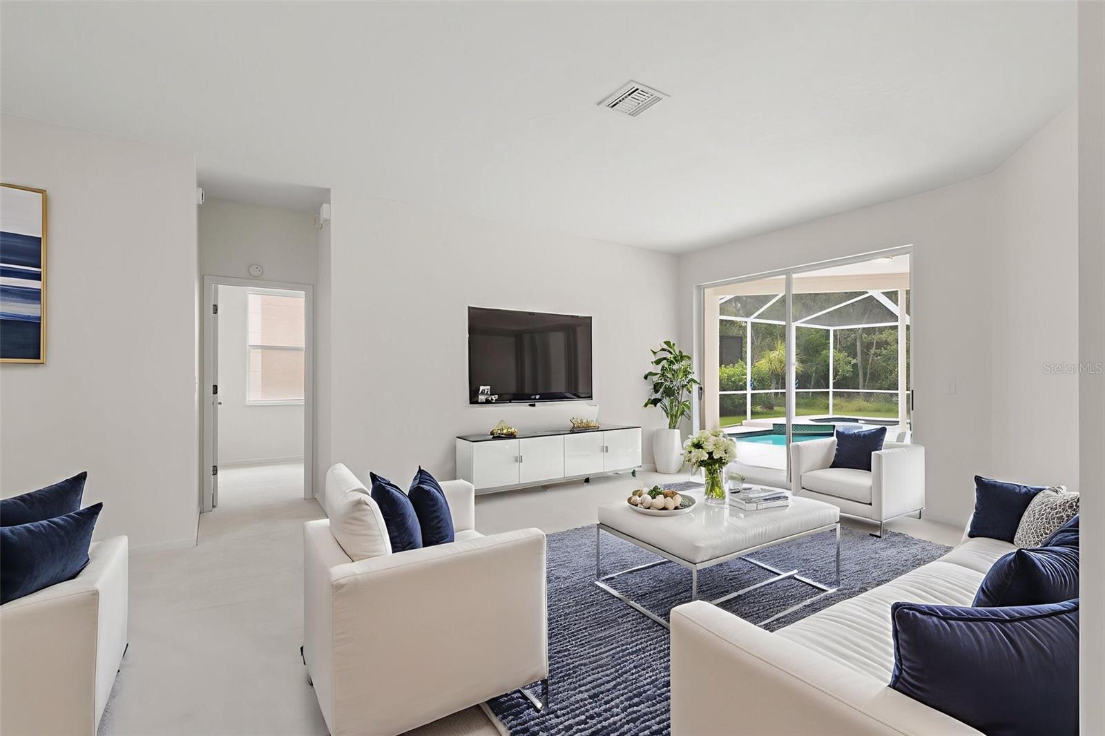 Listing photo id 7 for 15711 Muirfield Drive
