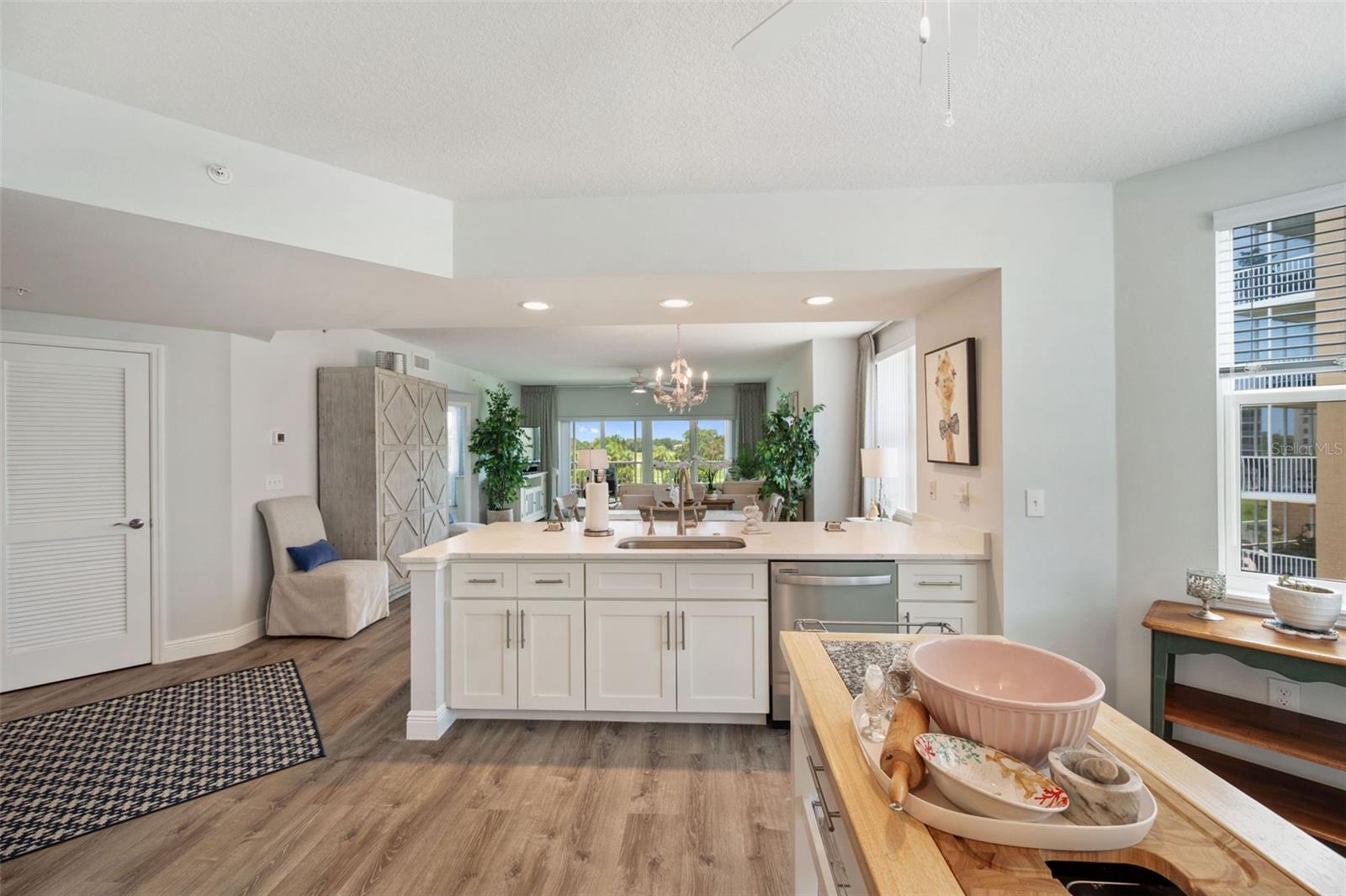 Image 15 of 71 For 960 Starkey Road 8206