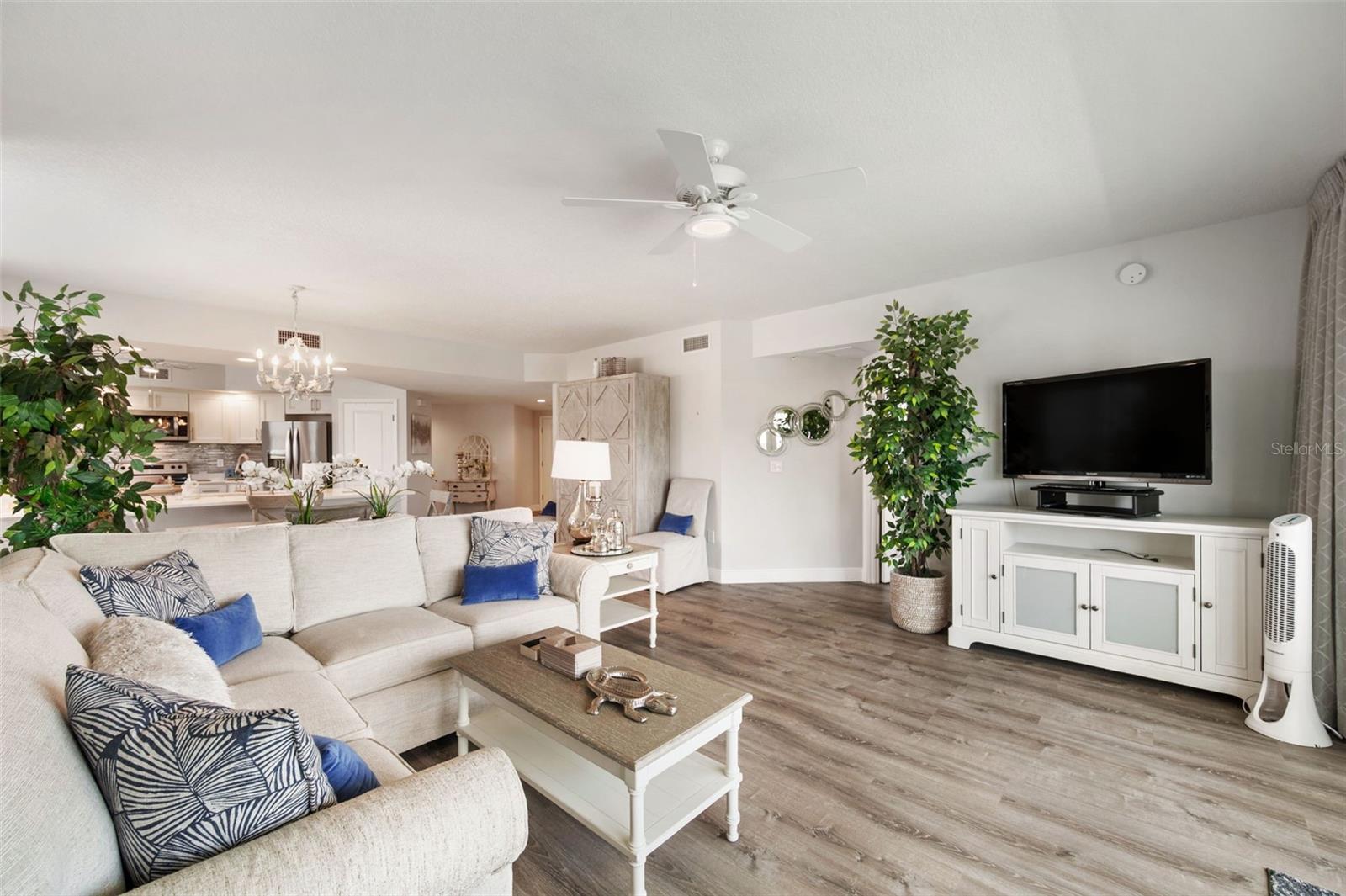 Image 16 of 71 For 960 Starkey Road 8206