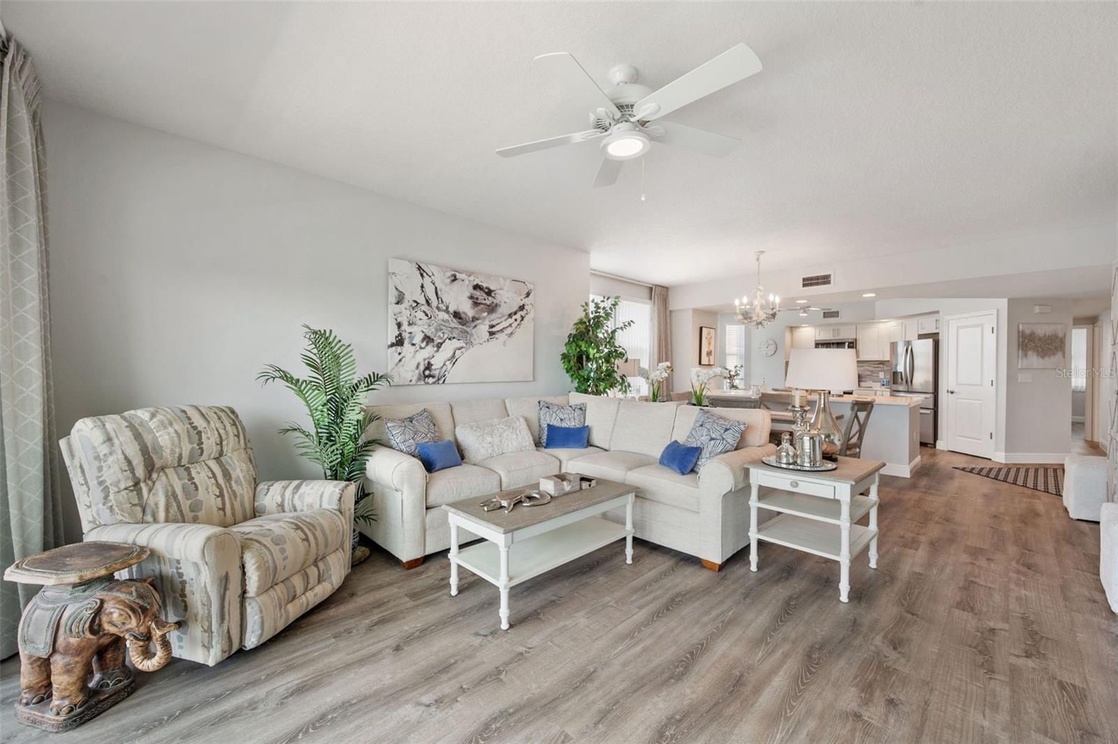 Image 17 of 71 For 960 Starkey Road 8206