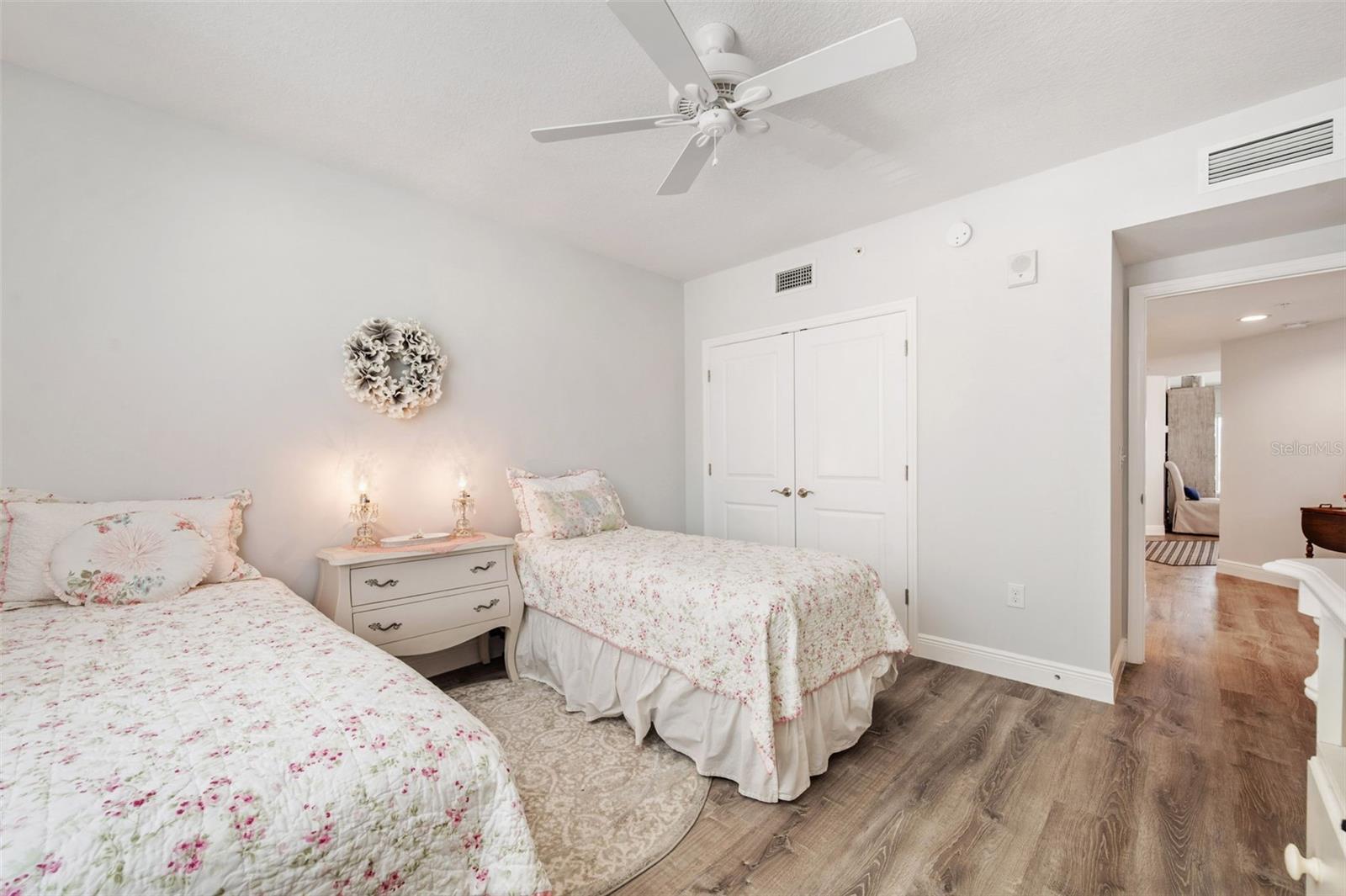 Image 33 of 71 For 960 Starkey Road 8206