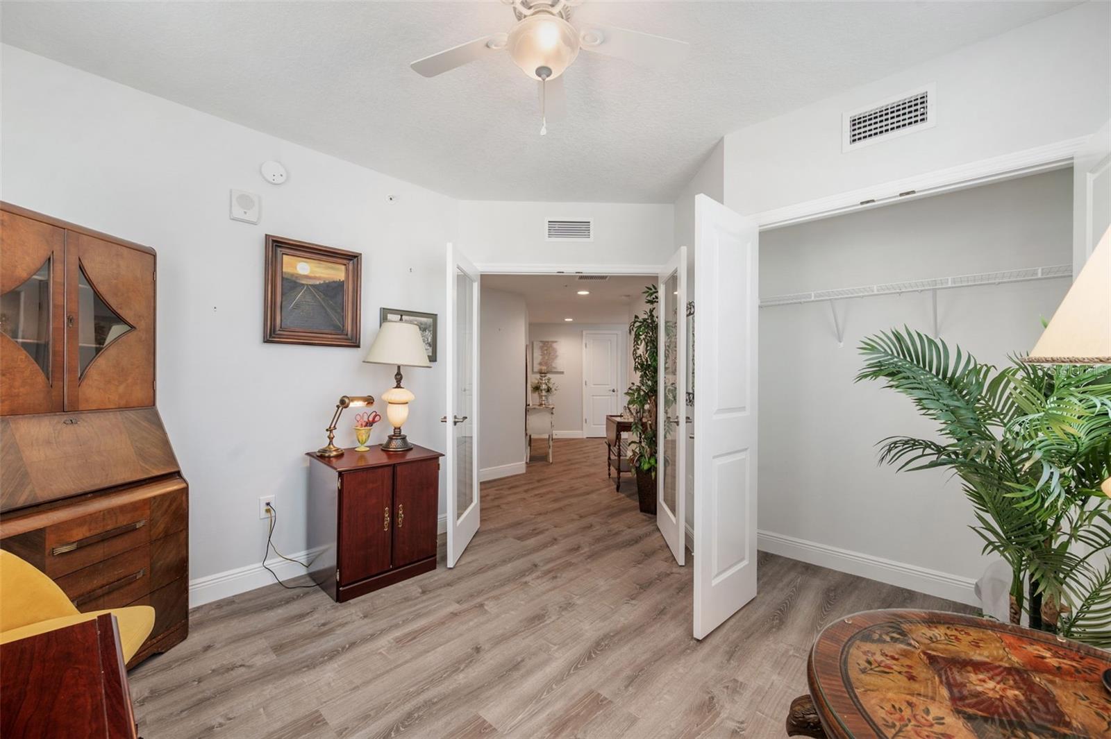 Image 38 of 71 For 960 Starkey Road 8206