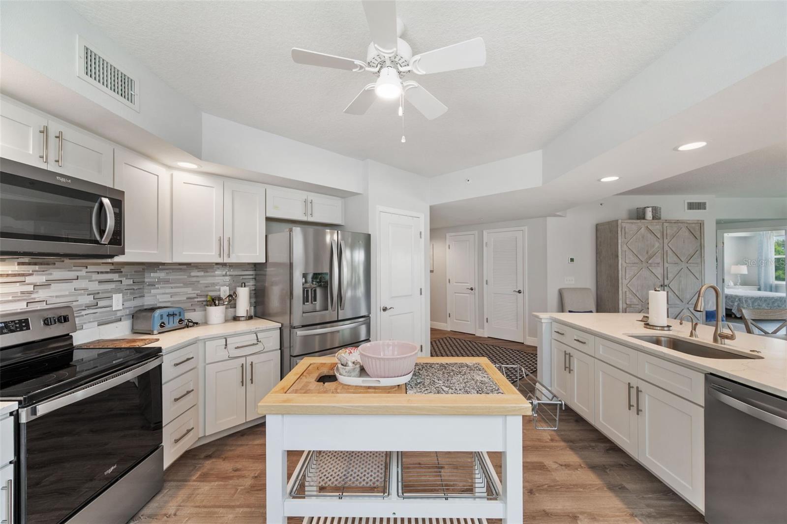 Image 6 of 71 For 960 Starkey Road 8206