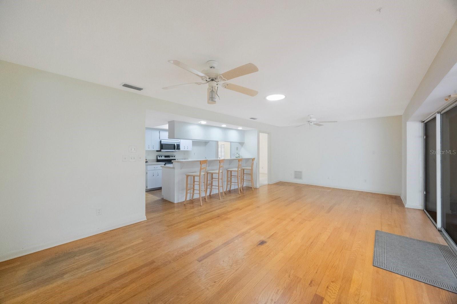 Image 11 of 50 For 1655 Sheffield Drive