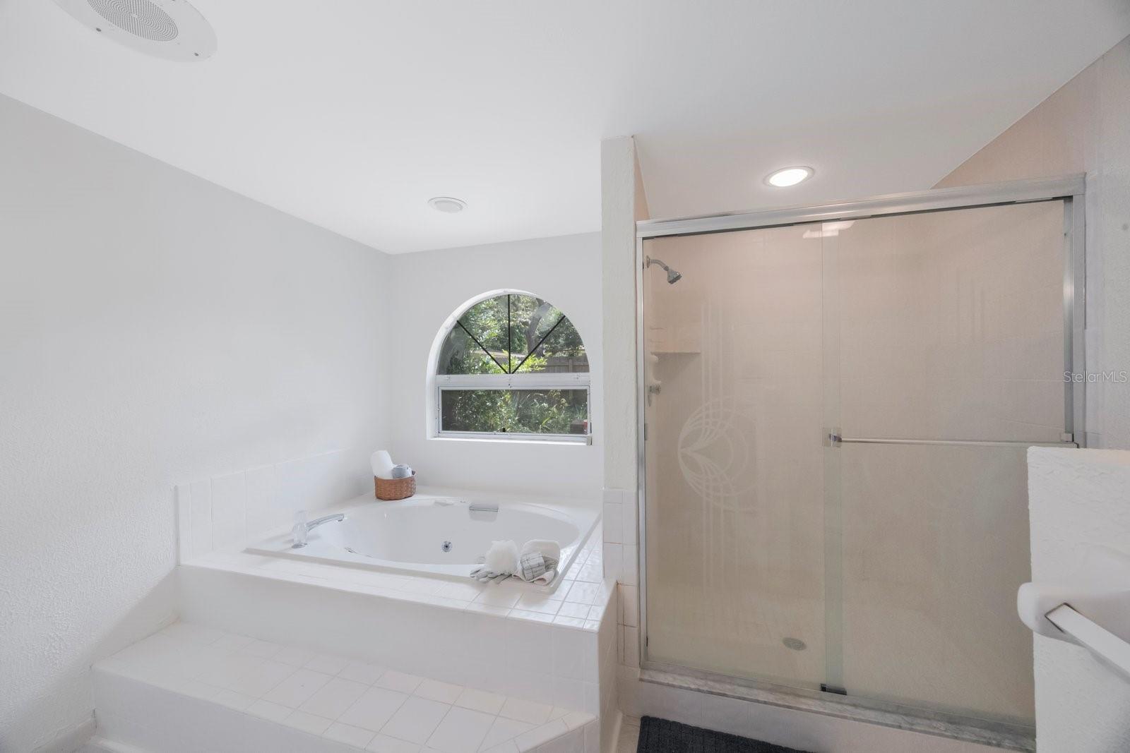 Image 33 of 50 For 1655 Sheffield Drive