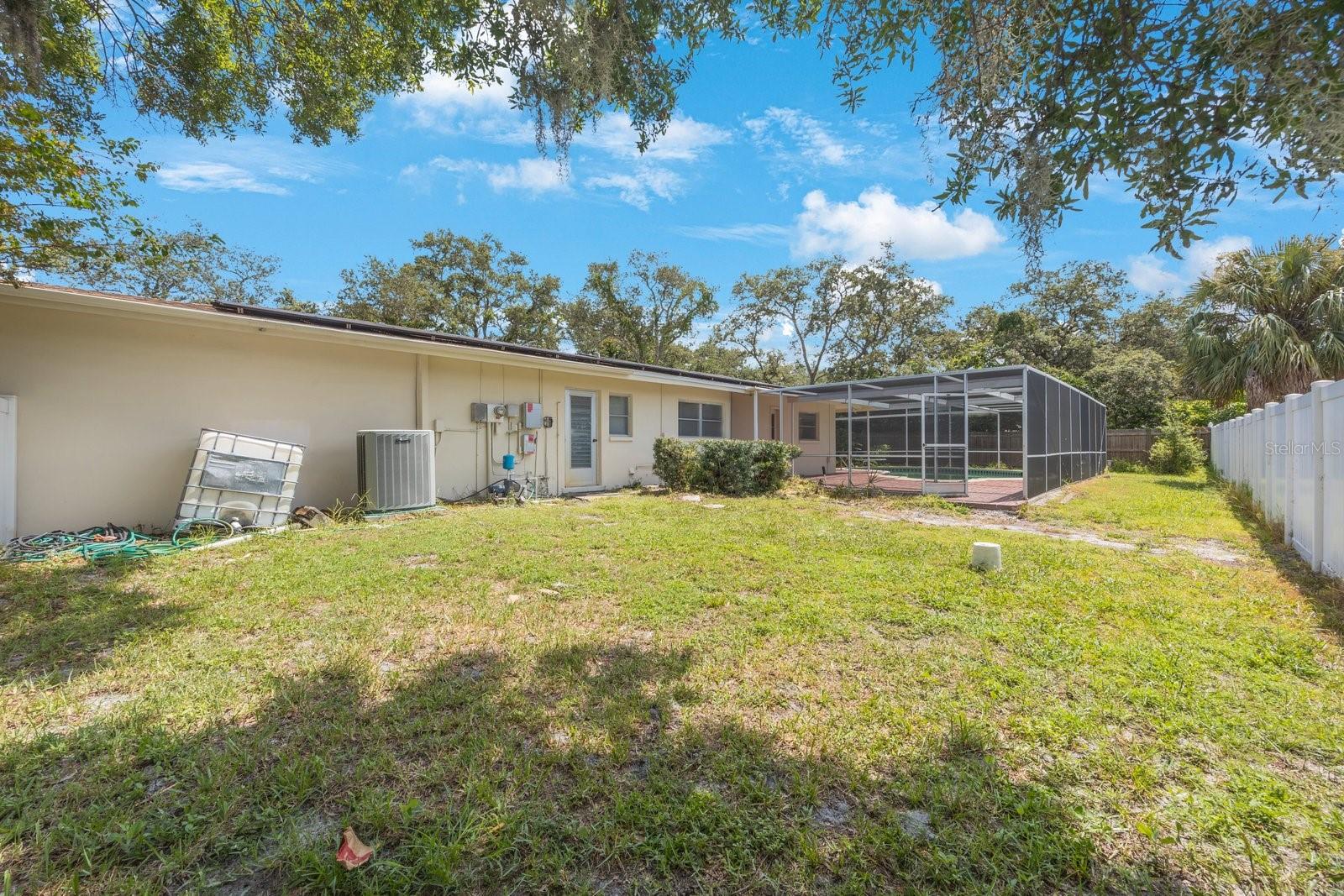 Image 39 of 50 For 1655 Sheffield Drive