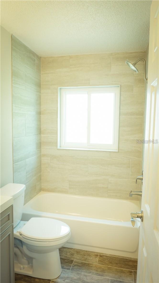 Listing photo id 6 for 3409 Vidal Street