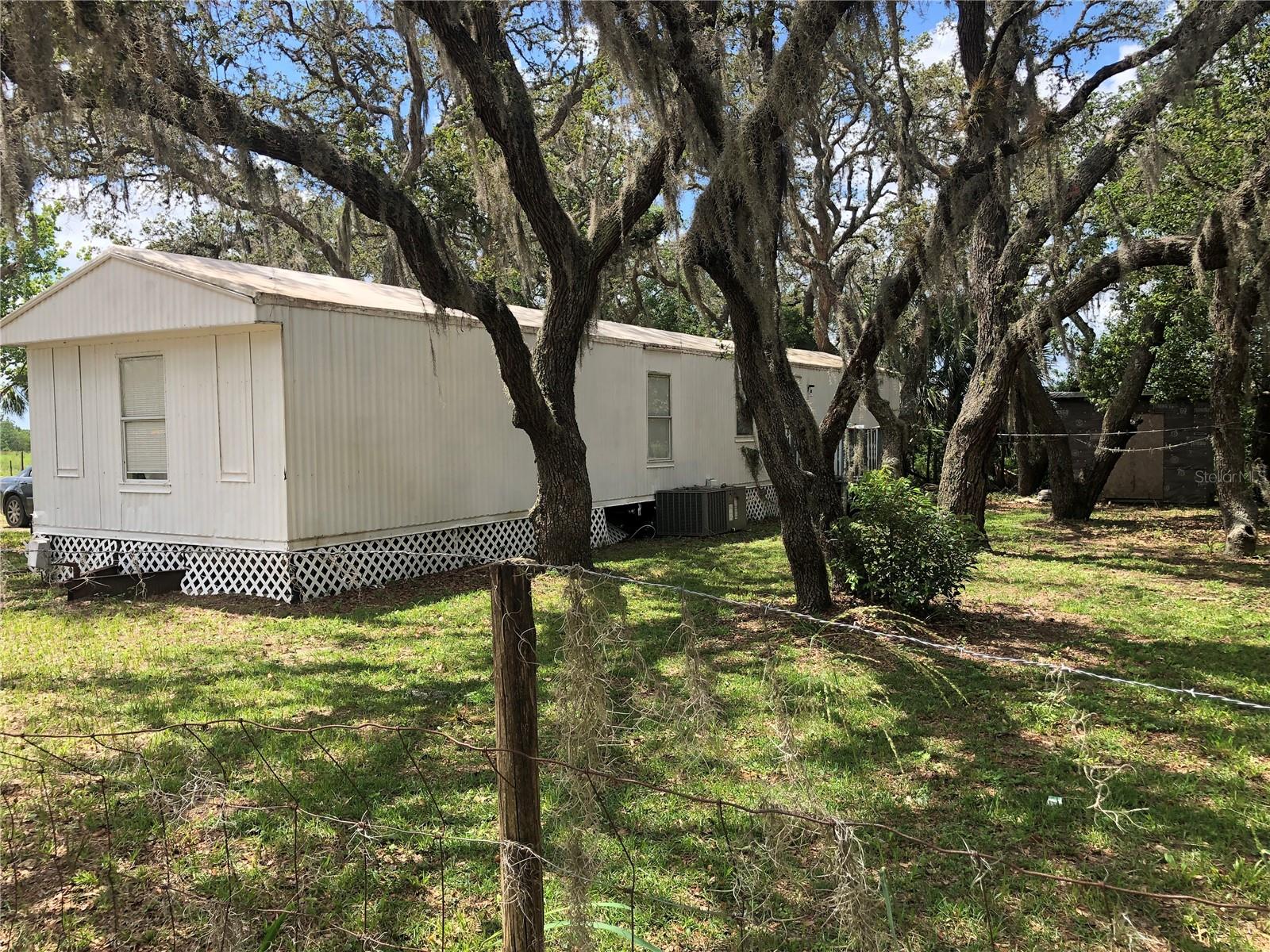 Image 10 of 43 For 1101 Bird Road