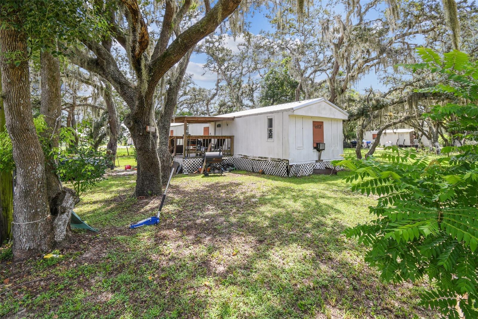 Image 32 of 43 For 1101 Bird Road