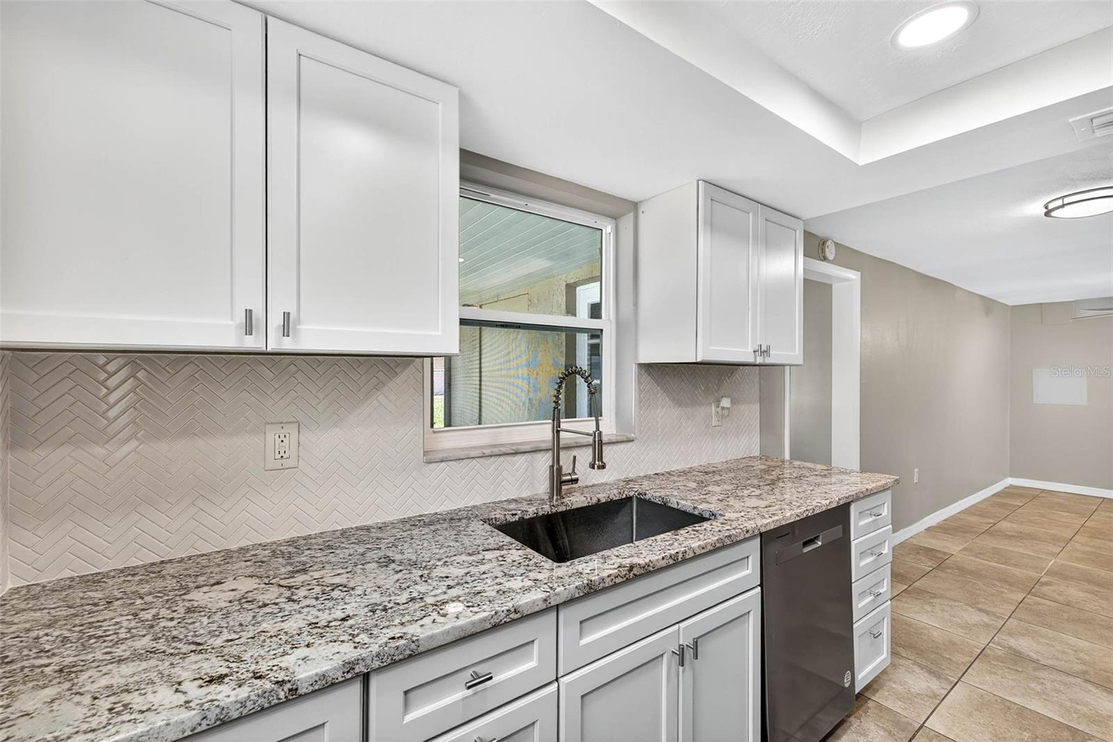 Image 10 of 43 For 5321 Sparrow Drive