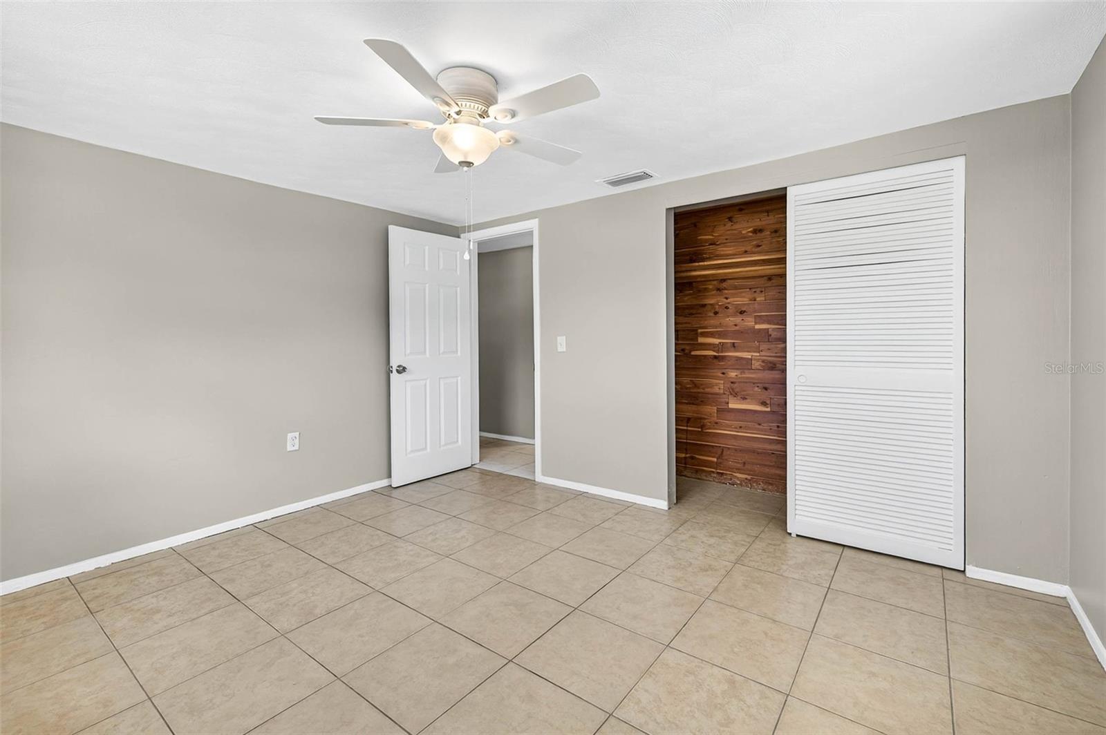 Image 21 of 43 For 5321 Sparrow Drive