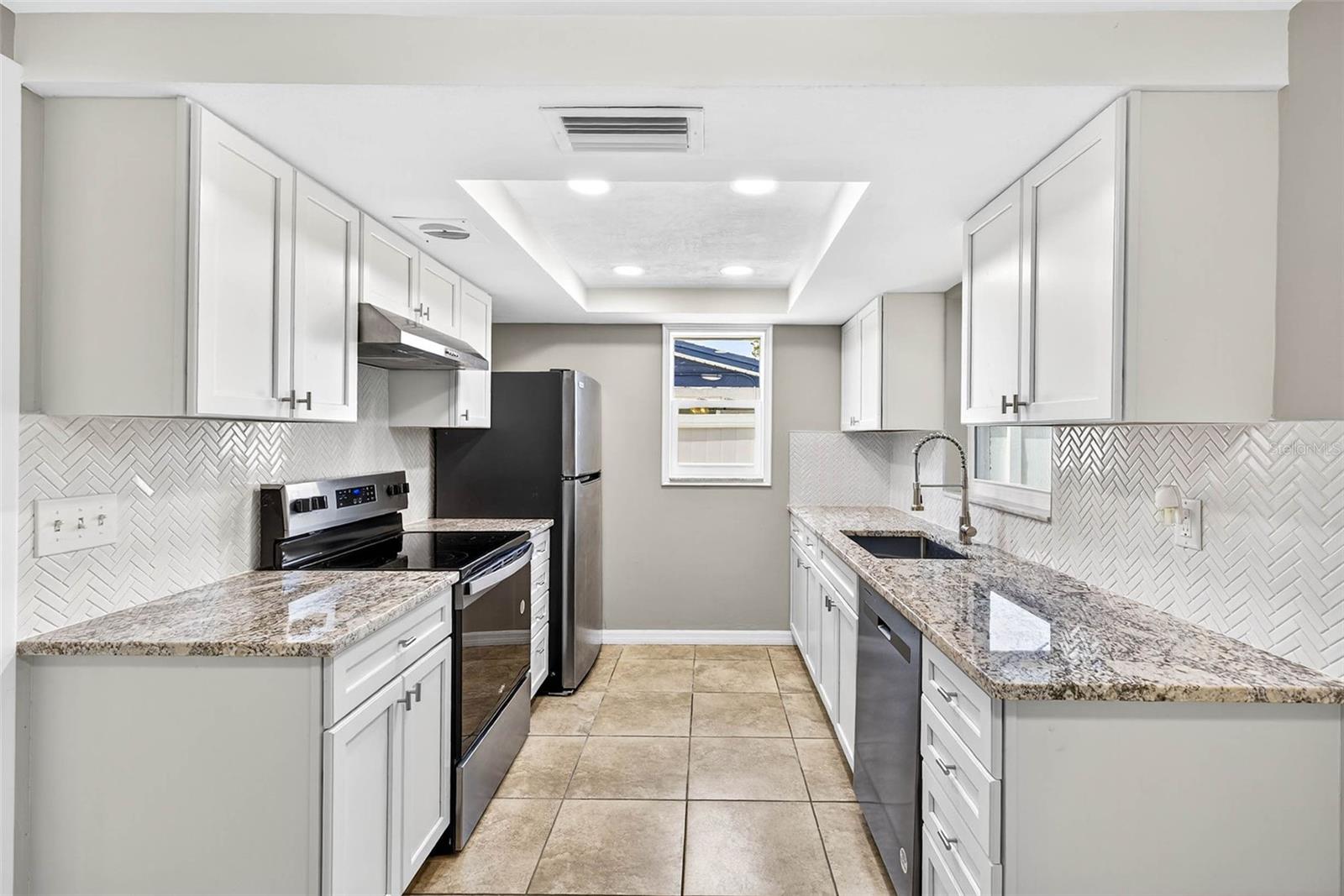 Image 7 of 43 For 5321 Sparrow Drive
