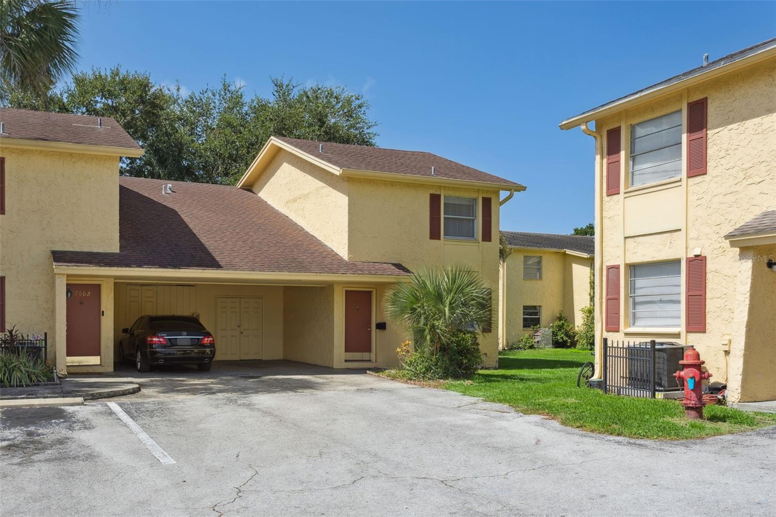 Details for 7604 La Mesita Court, TAMPA, FL 33615
