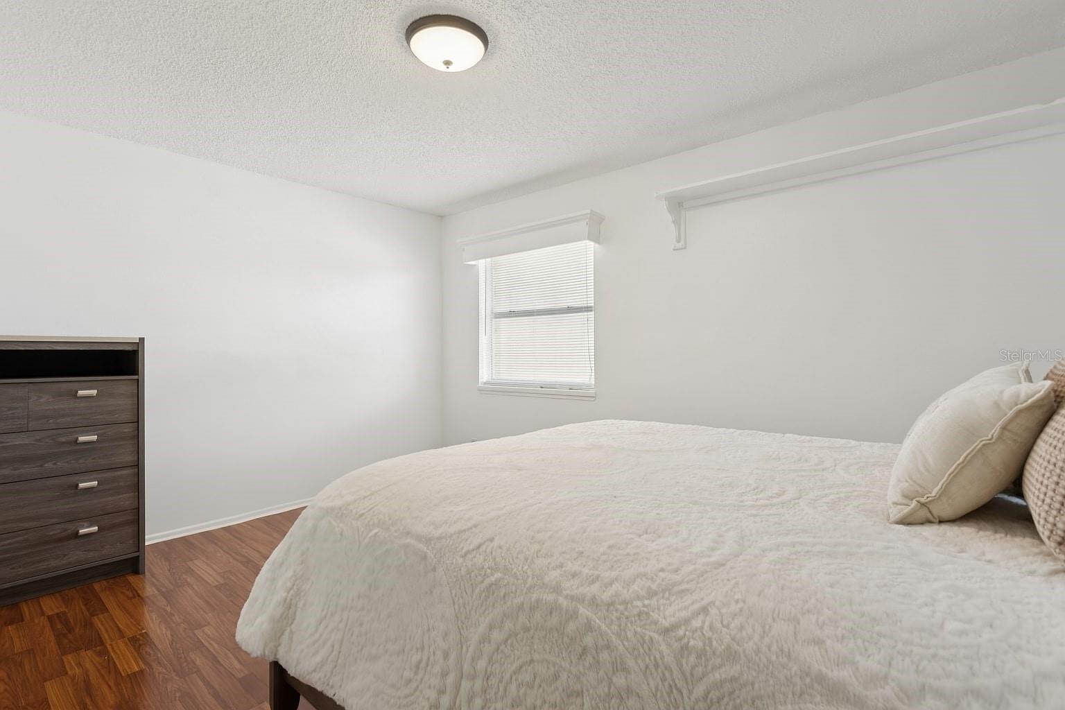 Image 17 of 31 For 7604 La Mesita Court