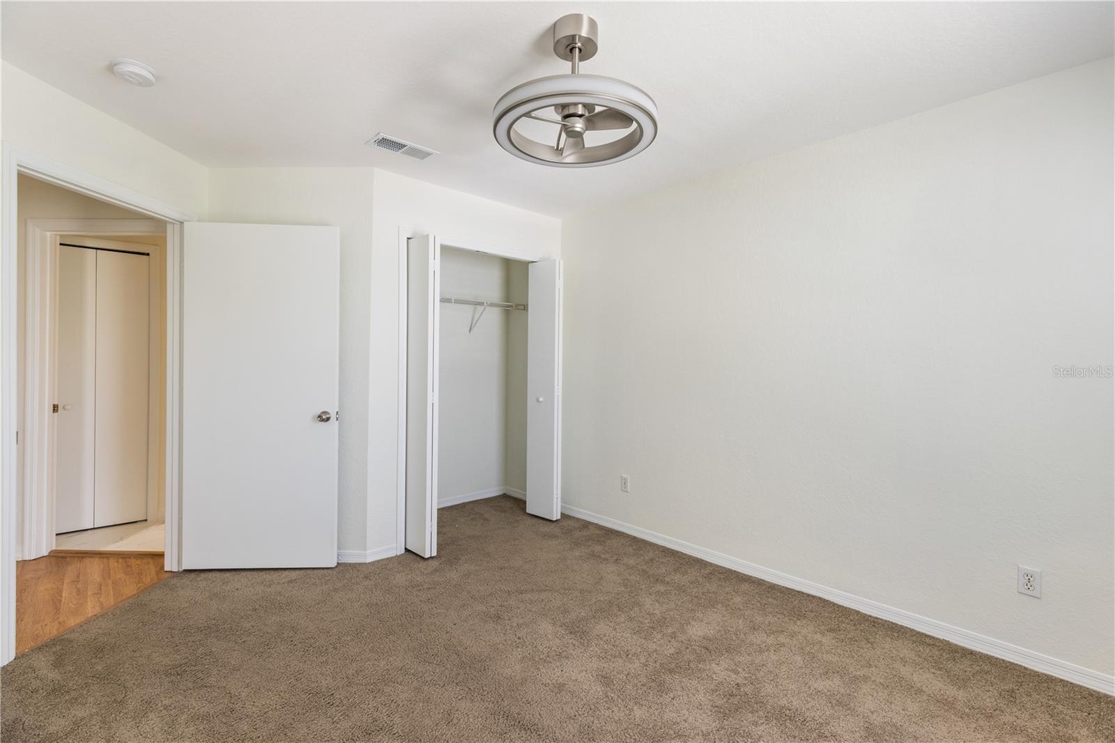 Image 13 of 25 For 4004 Bangalow Palm Court