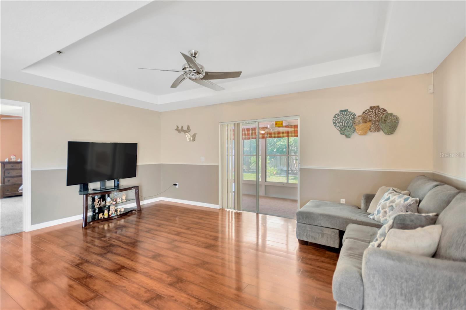 Image 10 of 33 For 1847 Casco Street