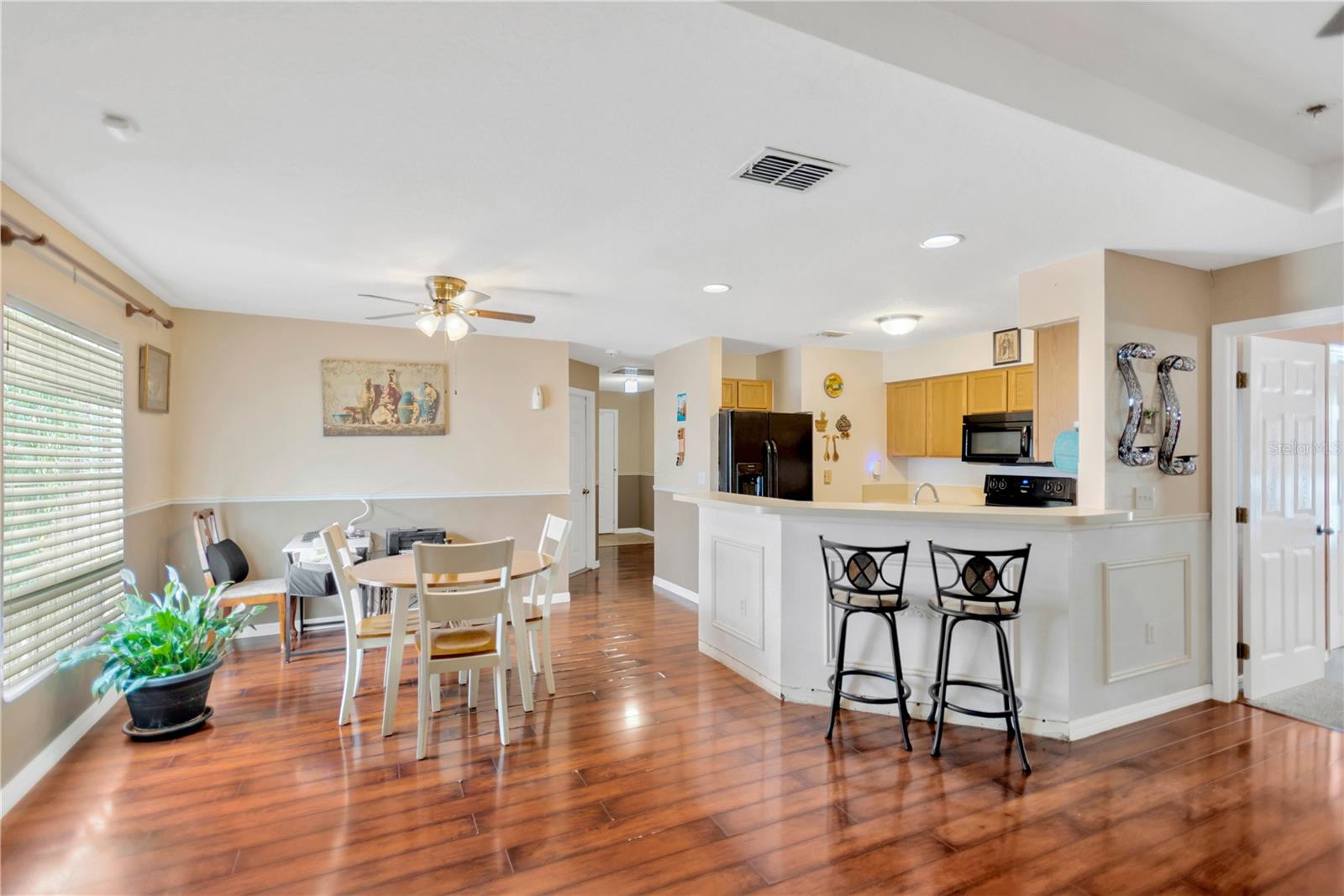 Image 11 of 33 For 1847 Casco Street